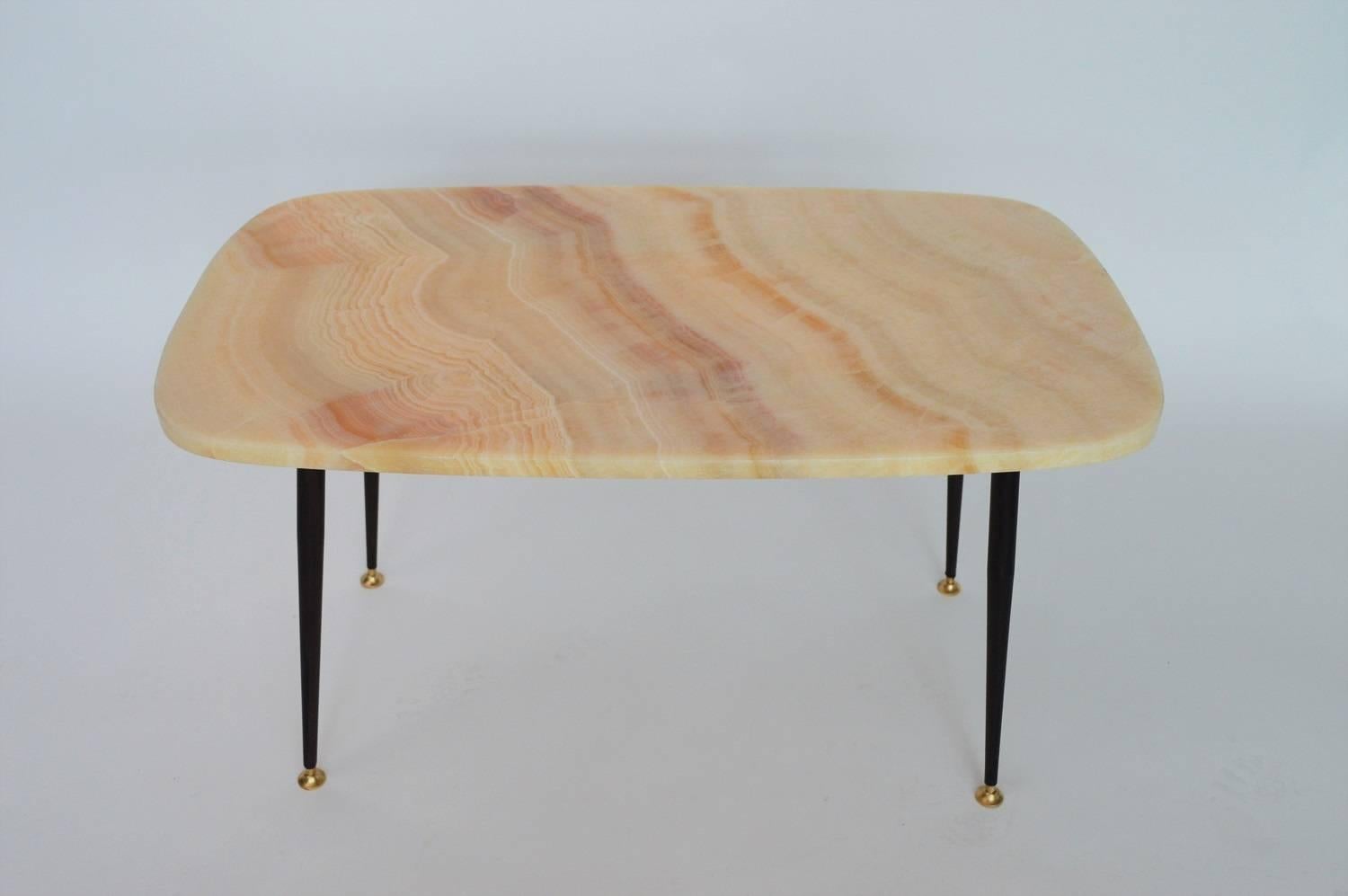 Italian Coffee Table or Side Table with Pink Marble Top, 1950s In Excellent Condition In Morazzone, Varese
