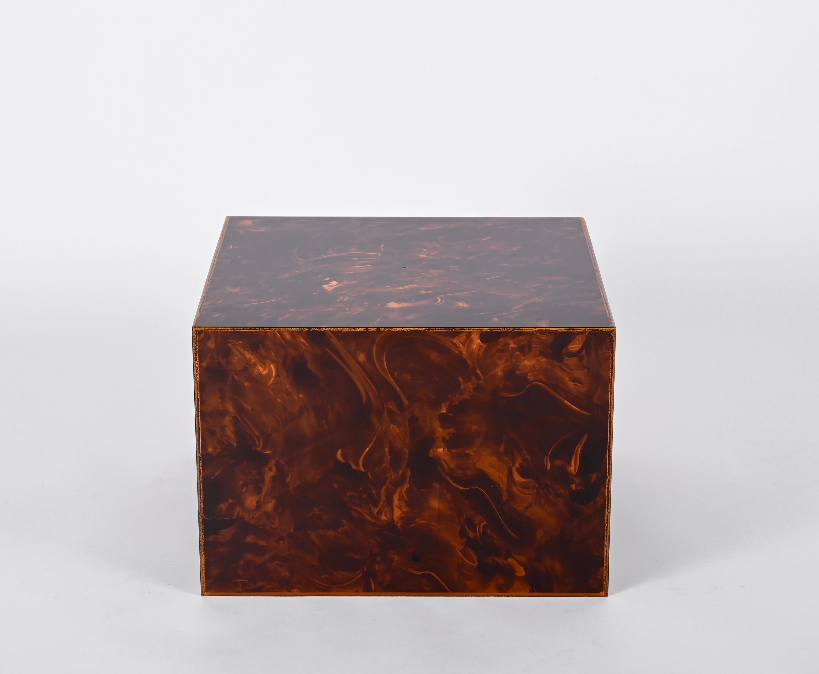 Mid-Century Modern Italian Coffee Table or Stool in Tortoiseshell Lucite, Willy Rizzo, 1970s