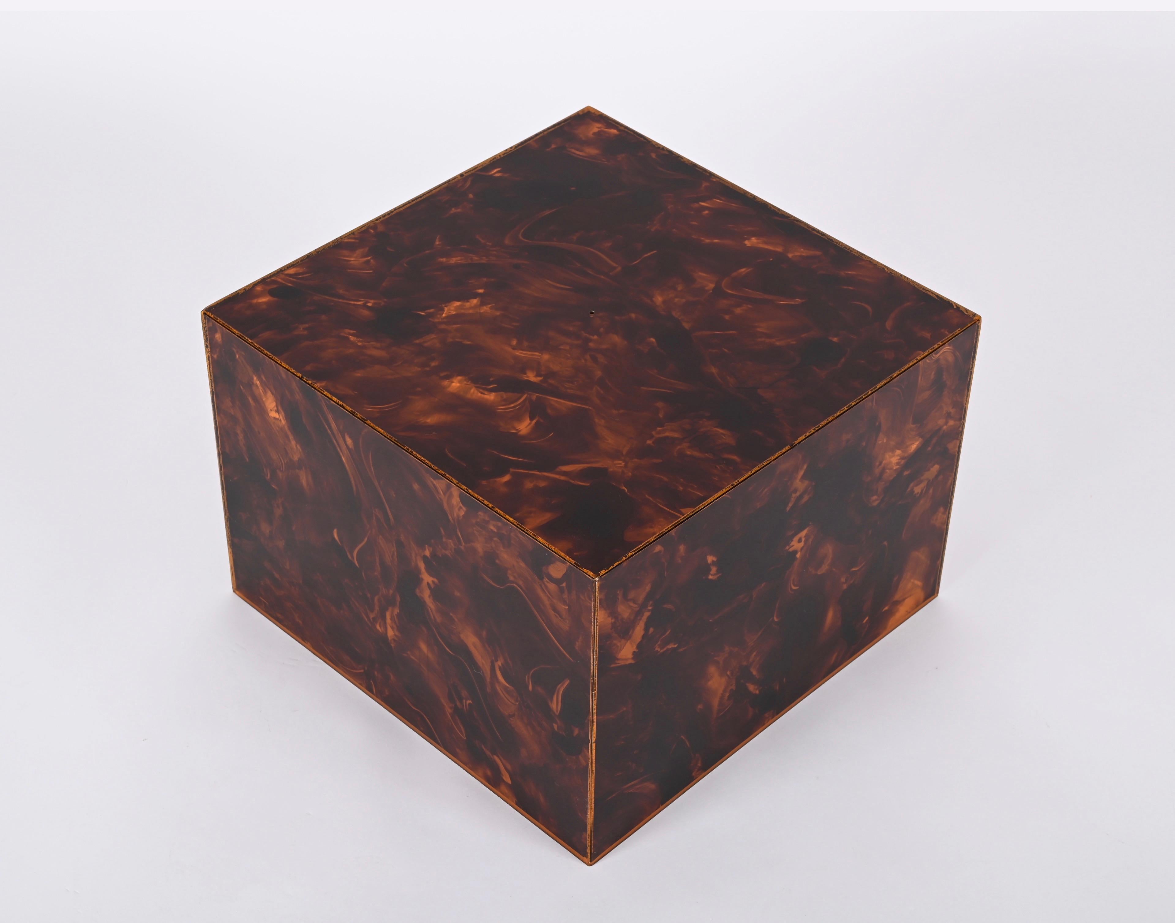 Italian Coffee Table or Stool in Tortoiseshell Lucite, Willy Rizzo, 1970s 1