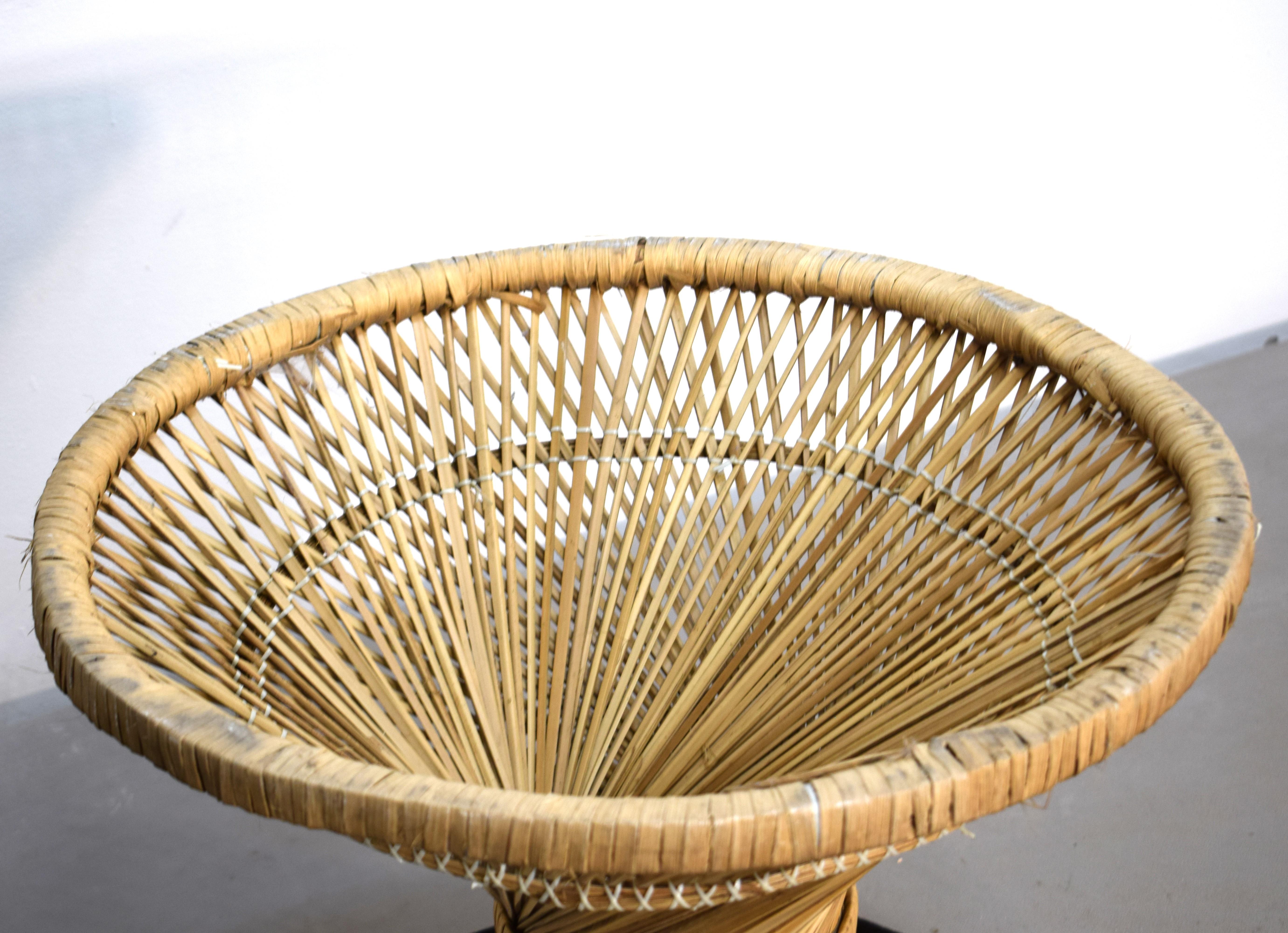 Italian coffee table, straw and smoked glass, 1970s For Sale 2