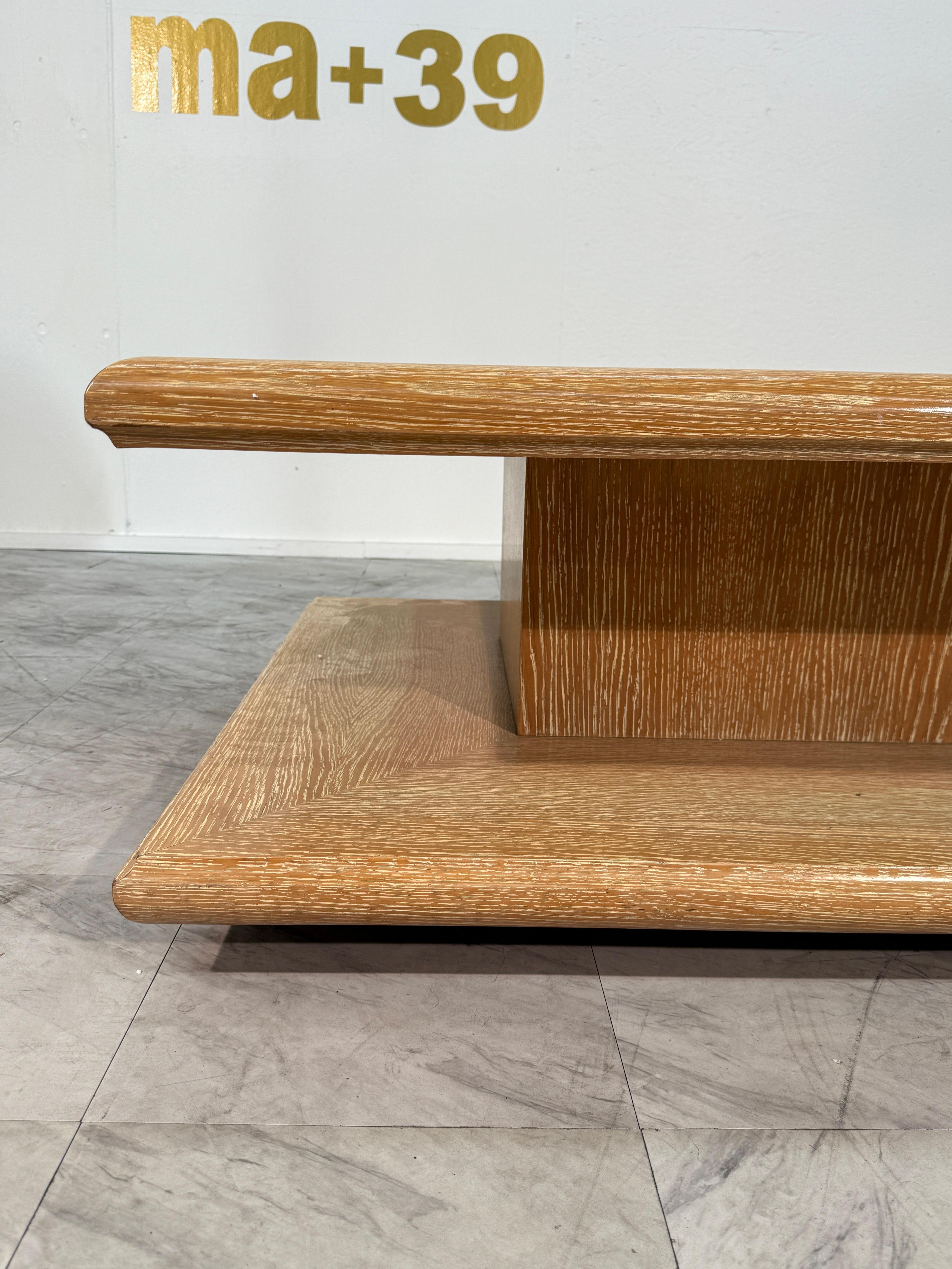 Fin du 20e siècle Table basse italienne avec marbre central, 1970 en vente