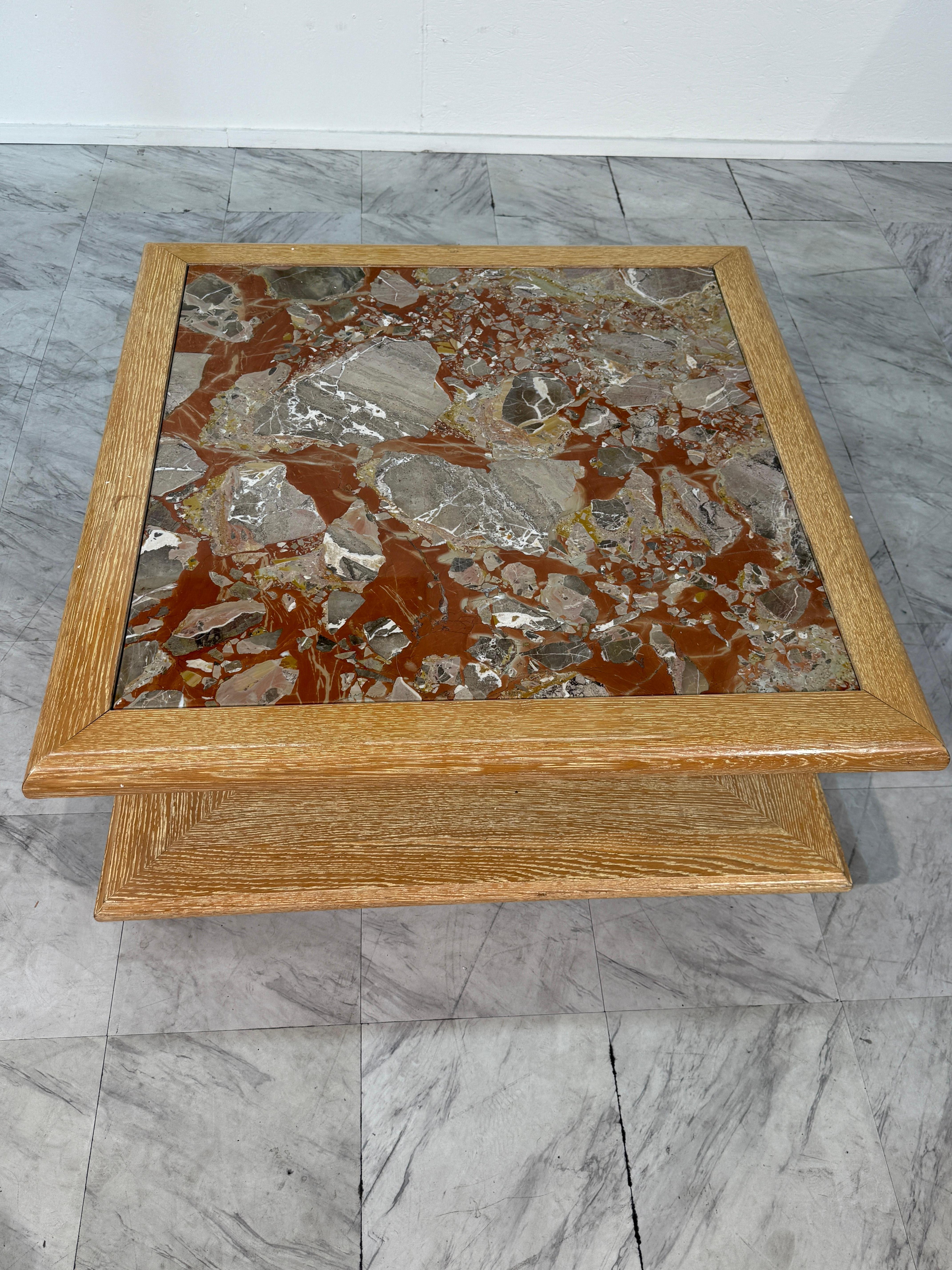 Marbre Table basse italienne avec marbre central, 1970 en vente