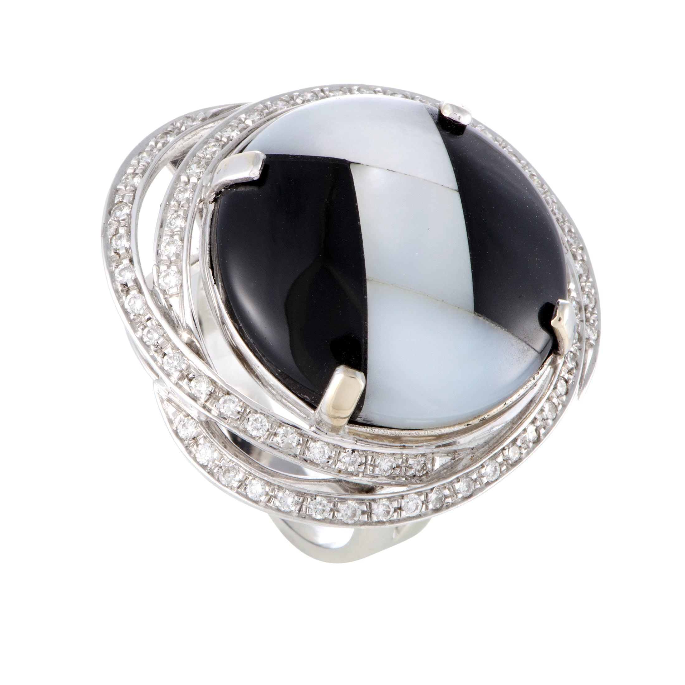Italian Collection 18 Karat White Gold Diamond Onyx and Mother of Pearl Ring