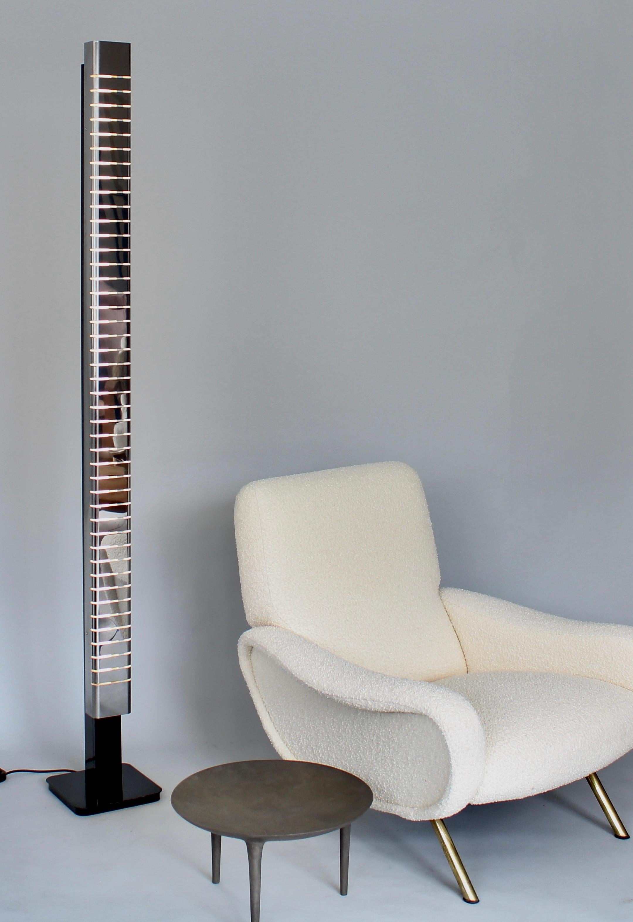Italian Column Floor Lamp by Lamperti Polished Nickel Chromed and Enameled Steel For Sale 7