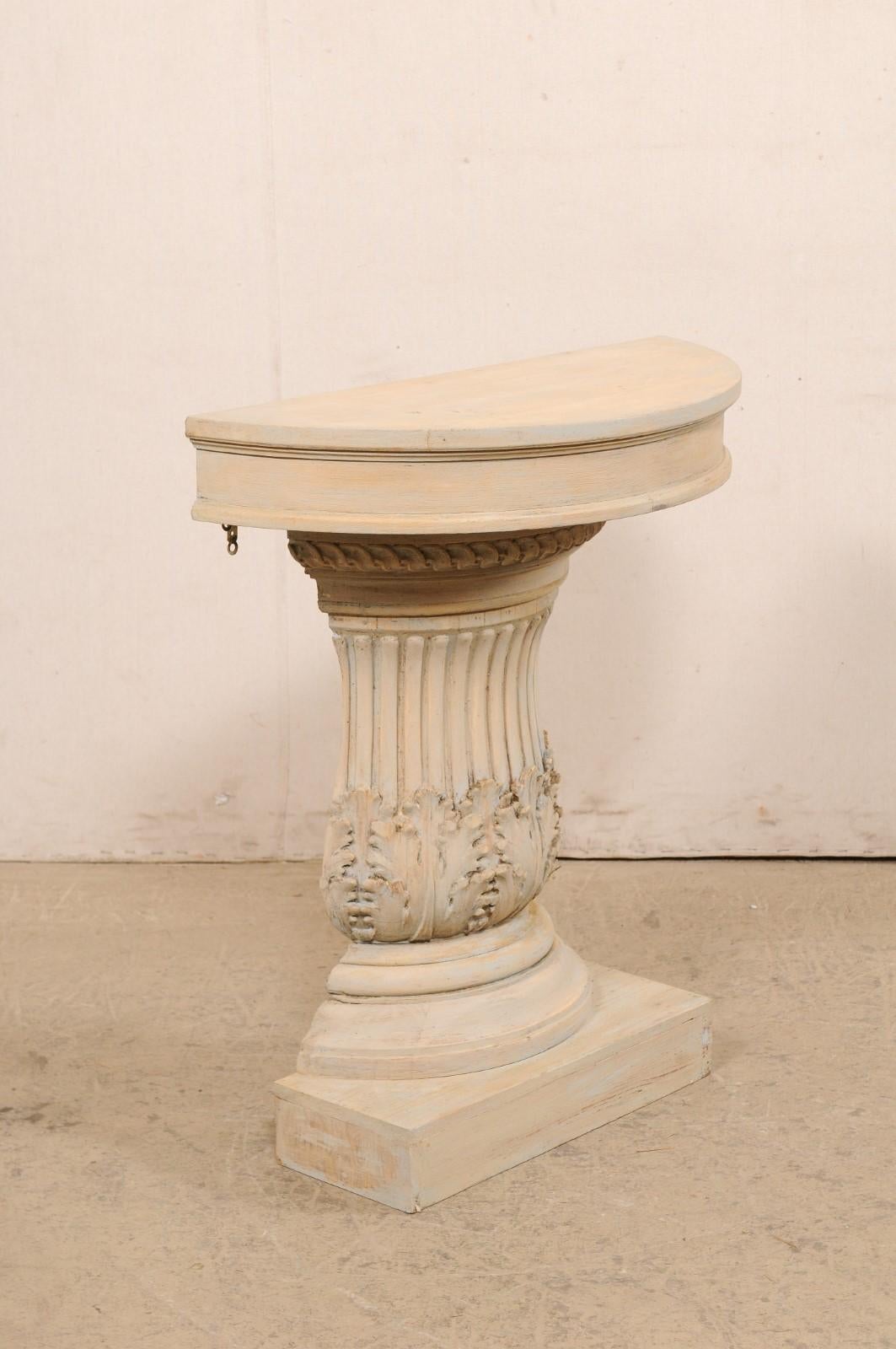 Italian Column-Style Demi Wall Console, Flute & Leaf Carved Accents In Good Condition For Sale In Atlanta, GA
