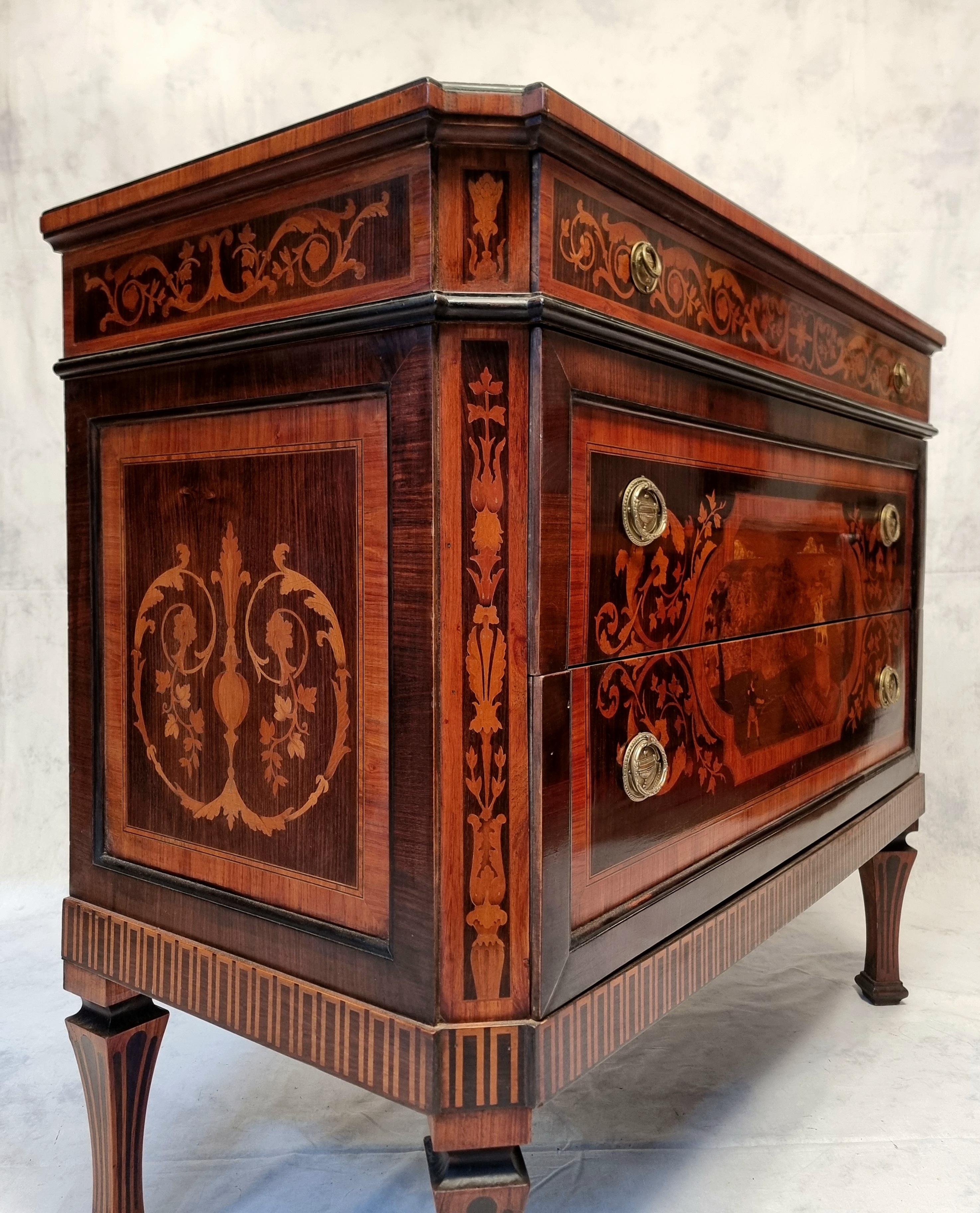 Italian Commode Louis XVI Style Rosewood, 20th Century For Sale 11