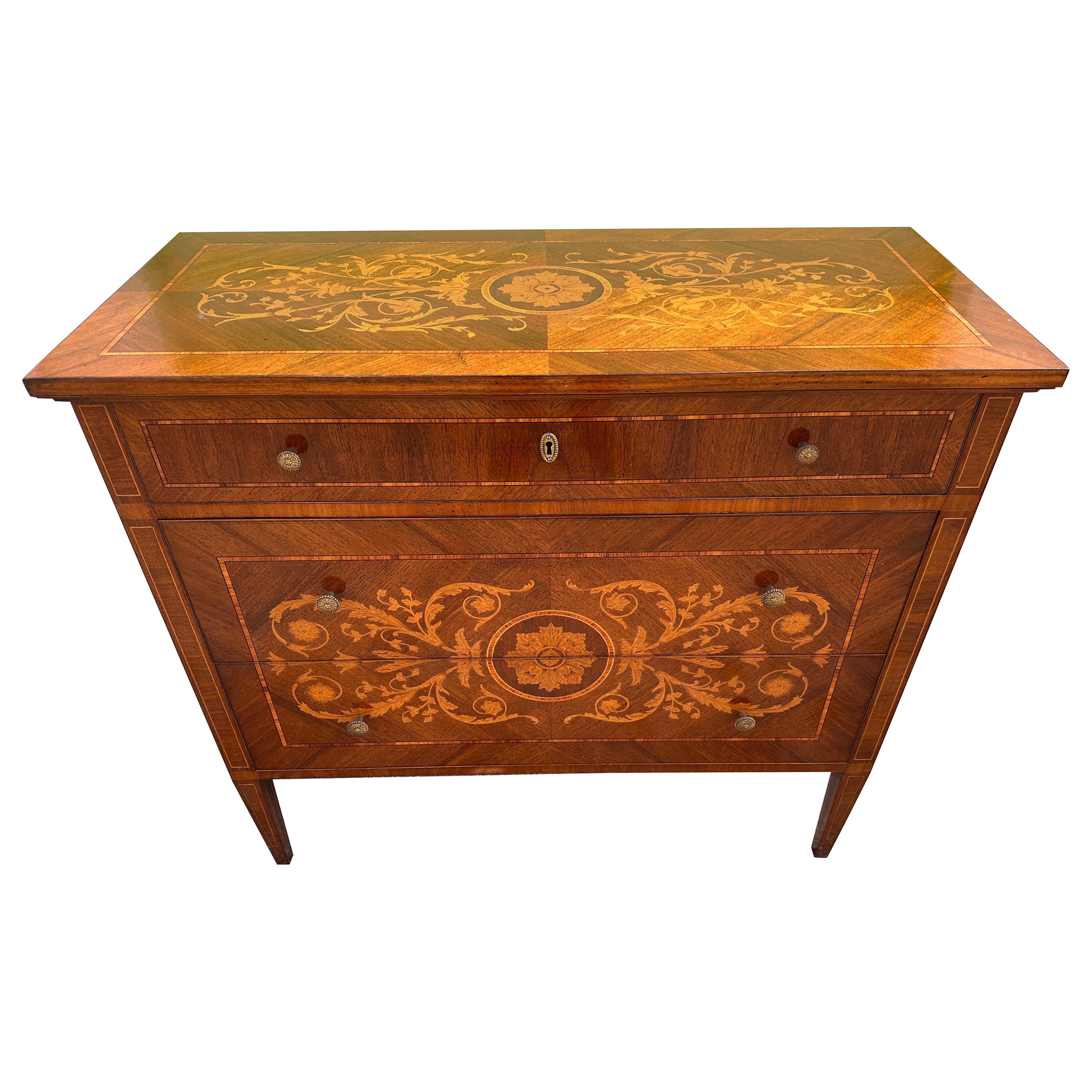 Italian Commode marquetry inlaid by Baggio Anico.