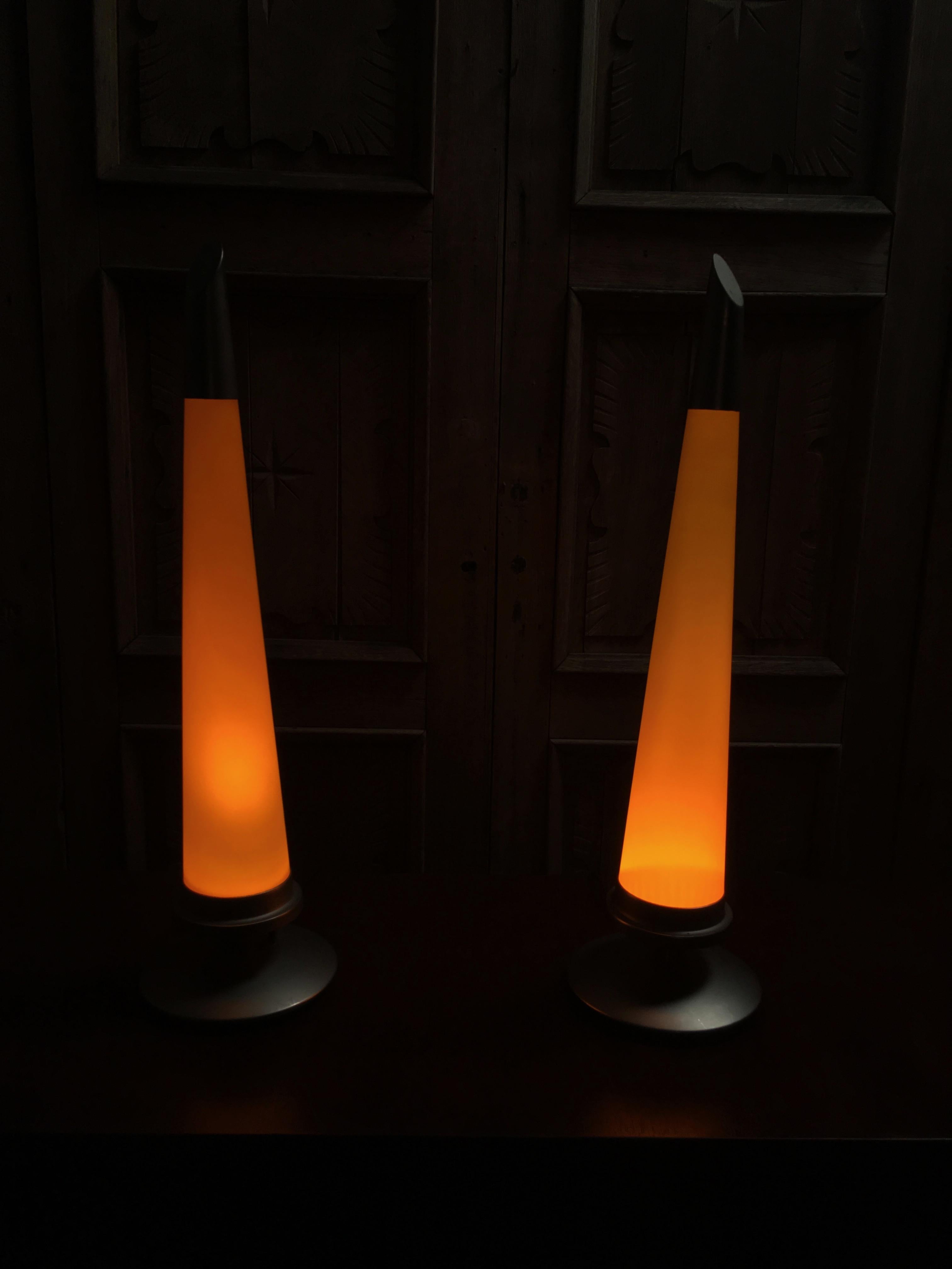 Lampes italiennes en verre conique Bon état - En vente à Denton, TX