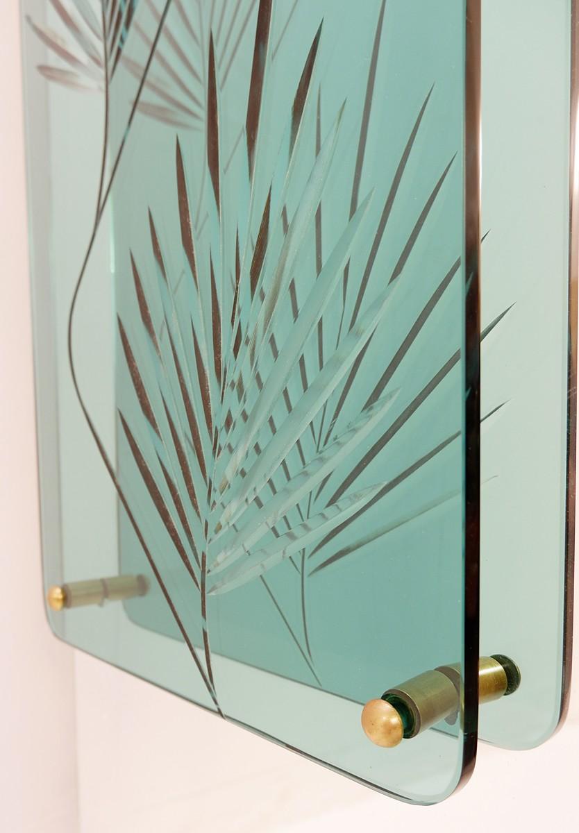 Italian Console Mirror With Decorative Panel, Engraved Crystal, 1960s For Sale 1