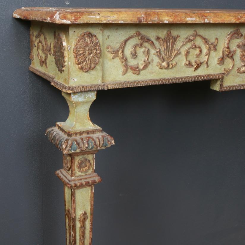 Small 18th century Italian console table with original paint, 1790.

Dimensions:
36.5 inches (93 cms) wide
12 inches (30 cms) deep
37 inches (94 cms) high.

 