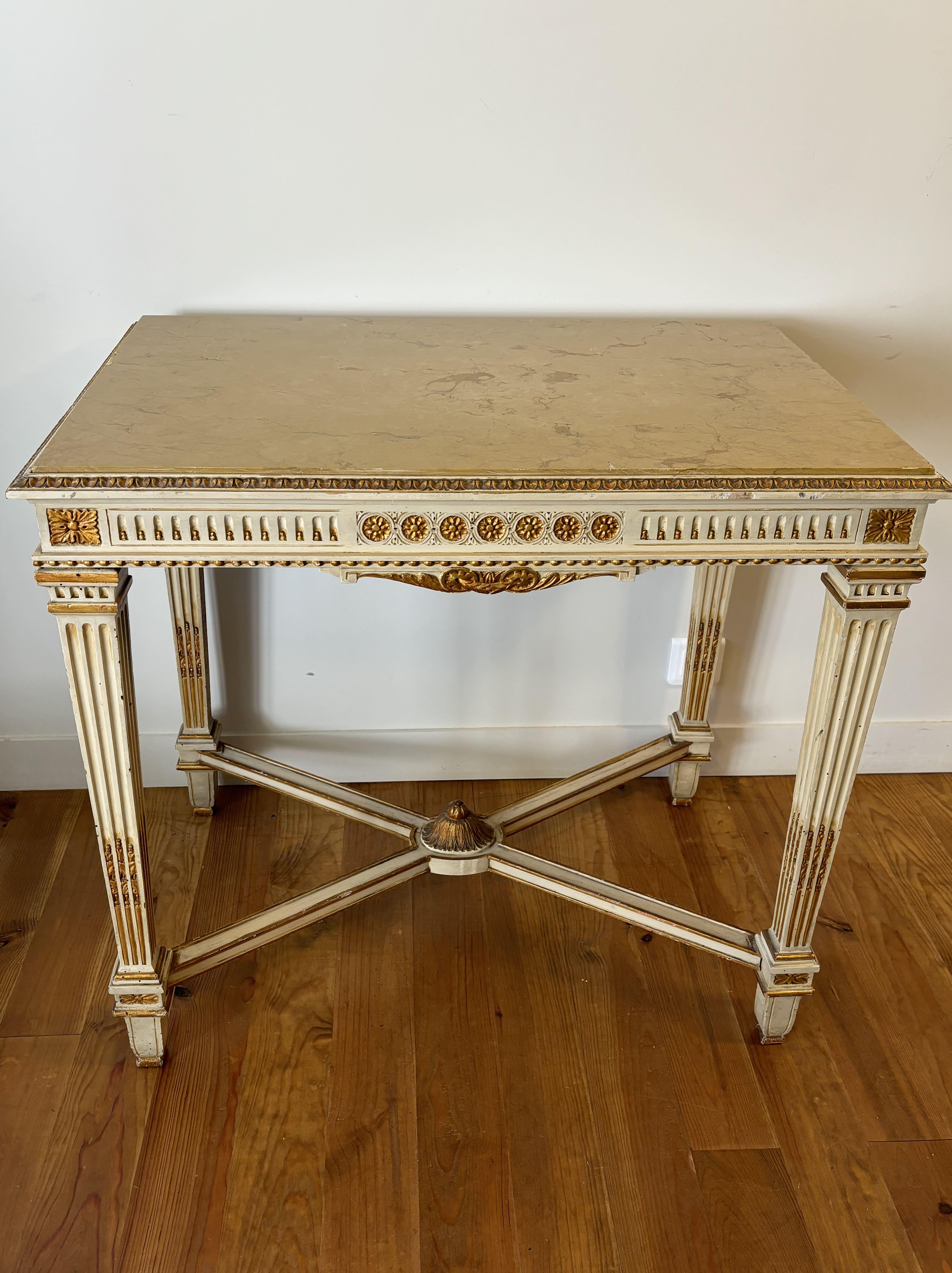 Italian Console Table In Lacquered And Gilded Wood, Marble Top. Mid20th century For Sale 10
