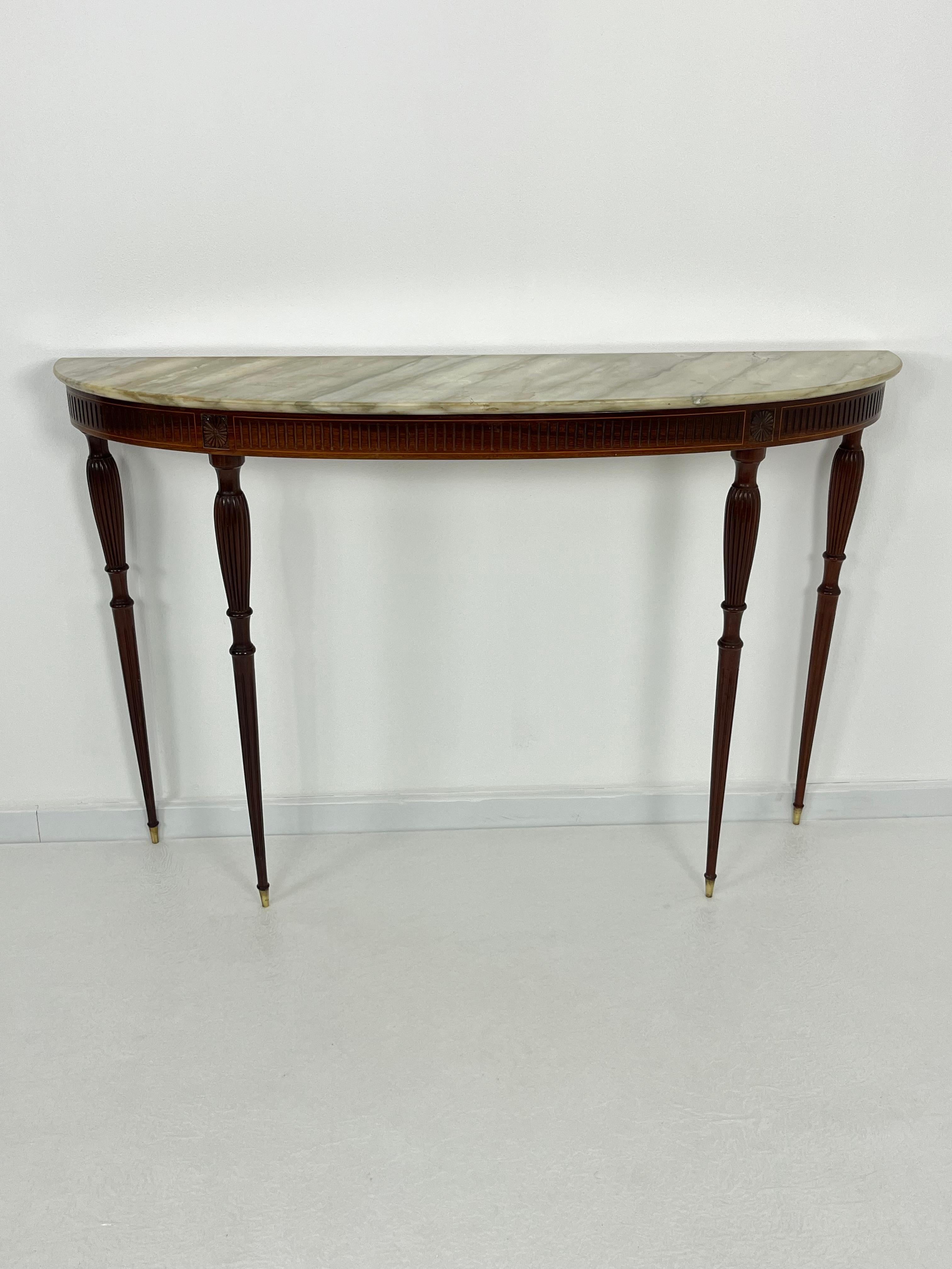 Italienischer Konsolentisch Mid-Century Marmorplatte Messing Details 1950s im Angebot 6