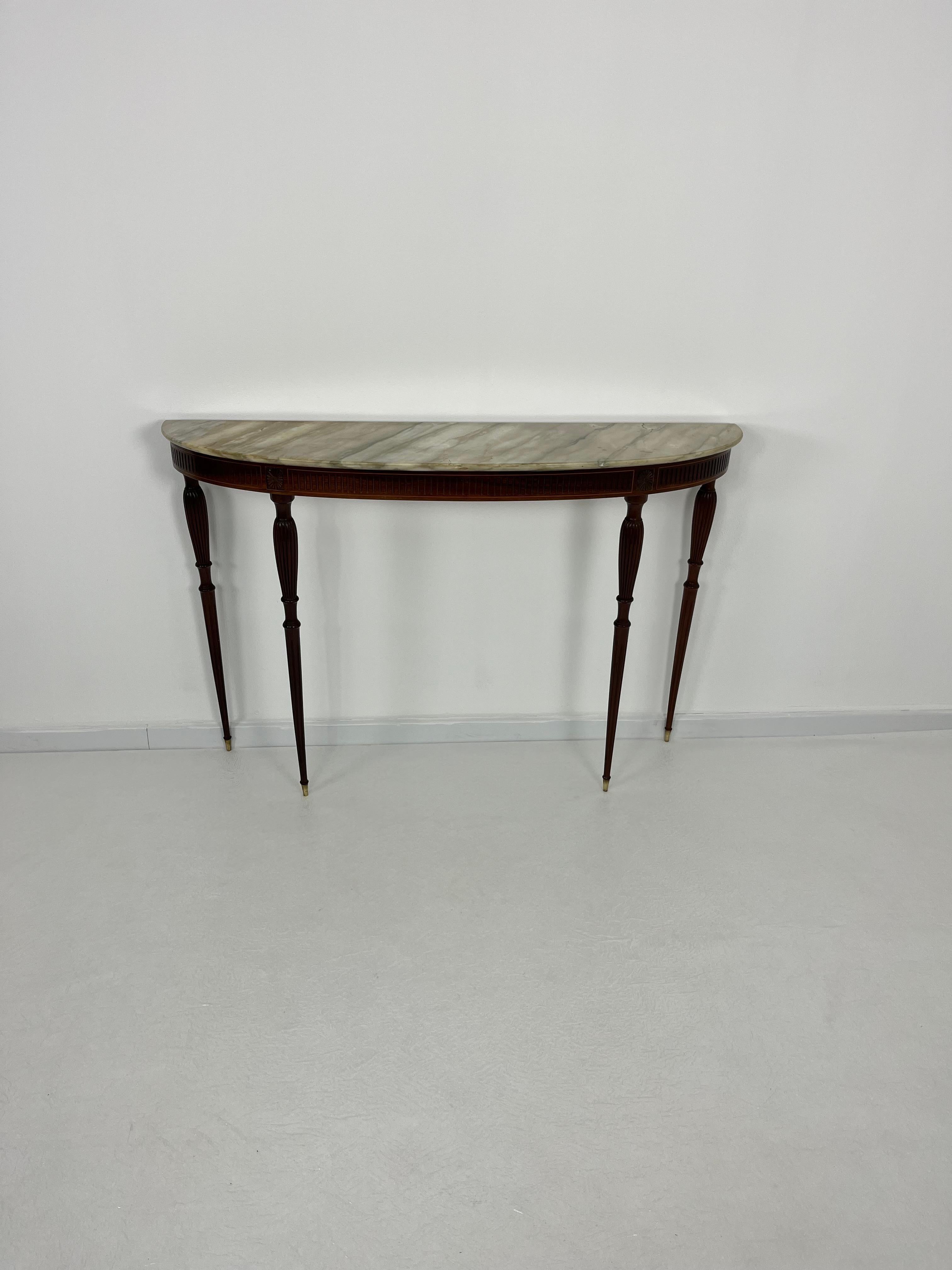 Italienischer Konsolentisch Mid-Century Marmorplatte Messing Details 1950s im Angebot 7