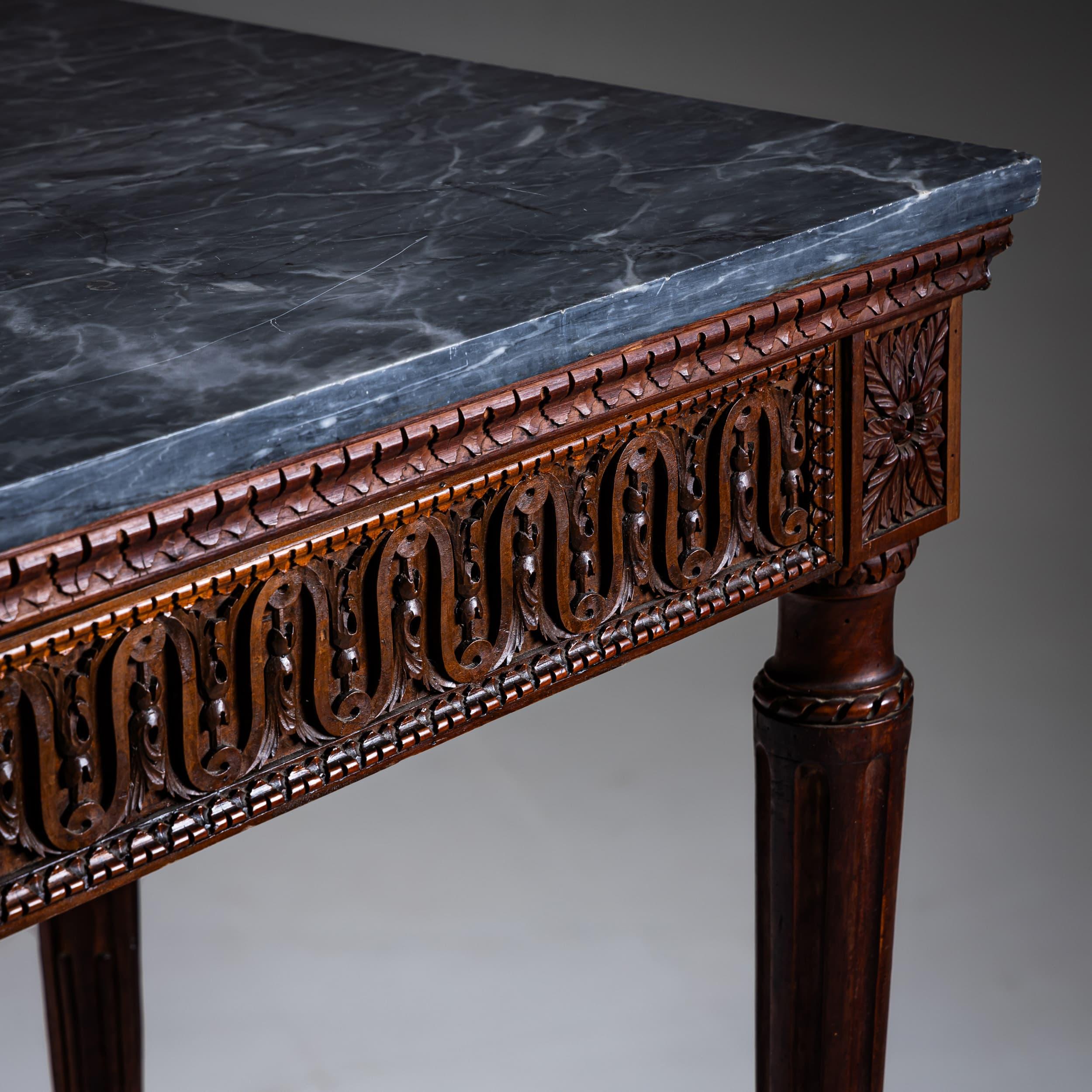 Italian Console Table with Gray Marble Top, Late 18th Century For Sale 4