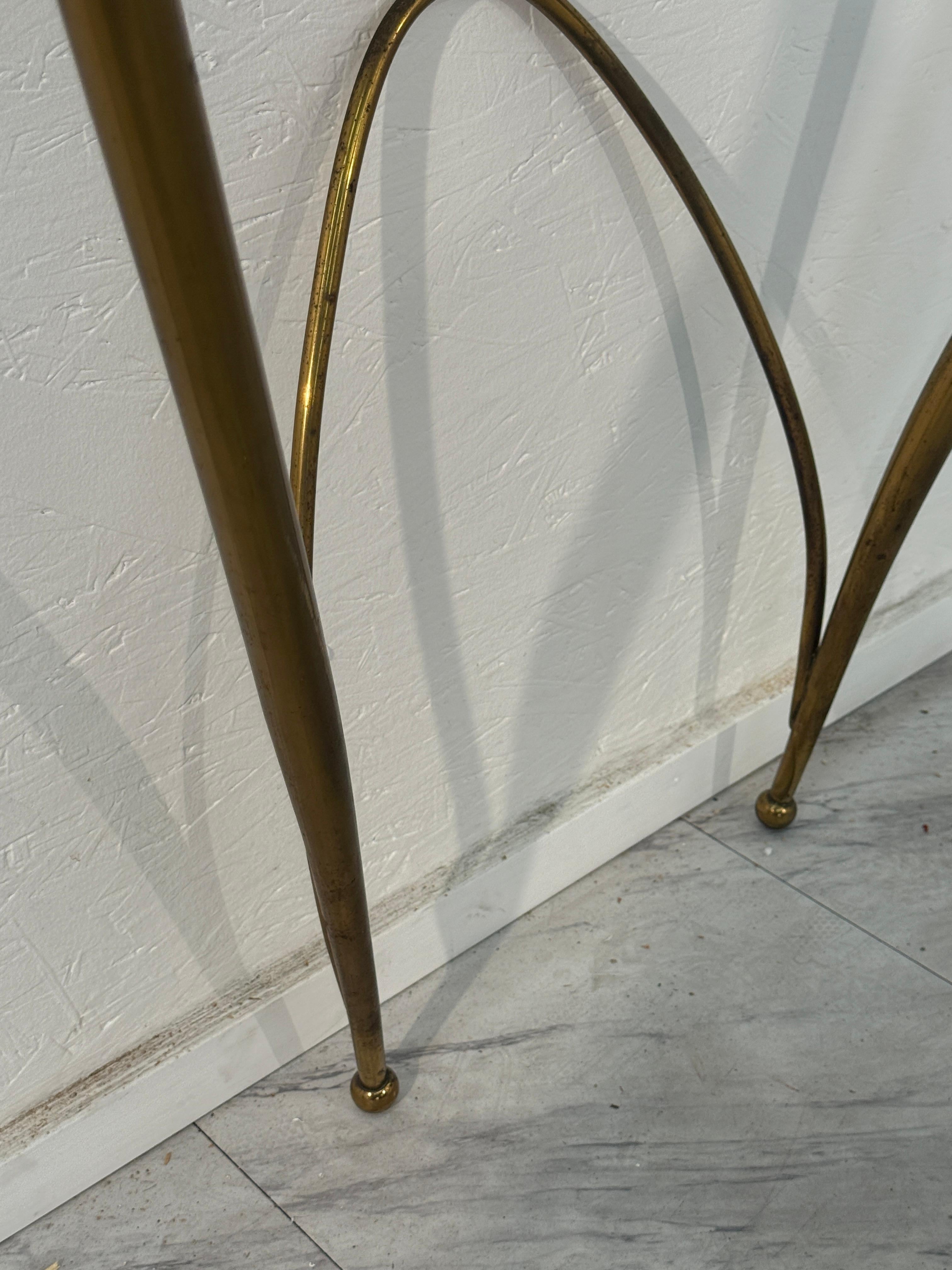 Milieu du XXe siècle Italian Console Table with Marble Top and Brass Base, 1950s en vente