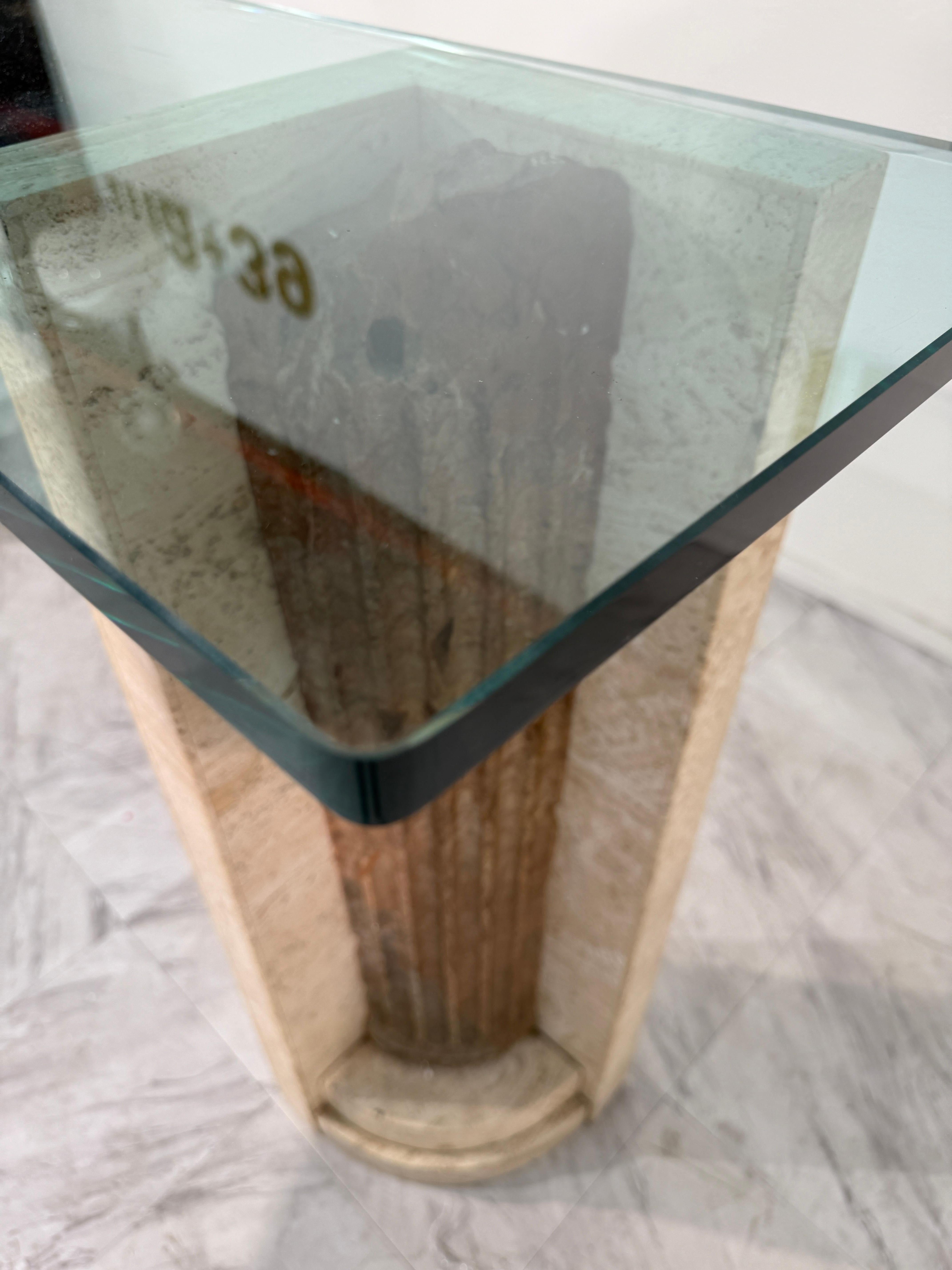 Table console italienne avec base en travertin et fragments de colonnes antiques en vente 2
