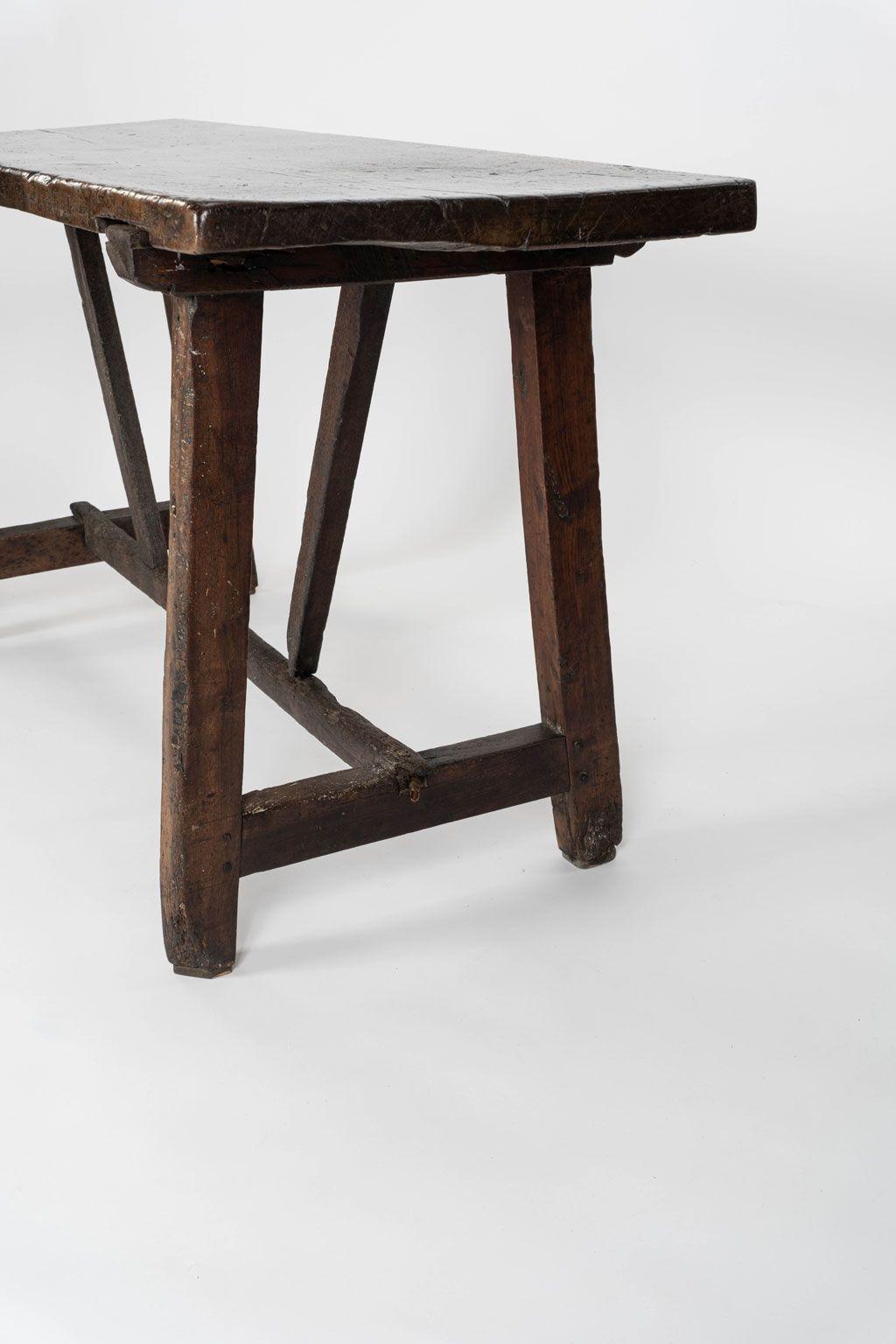 Console italiana con base a cavalletto in vendita 6