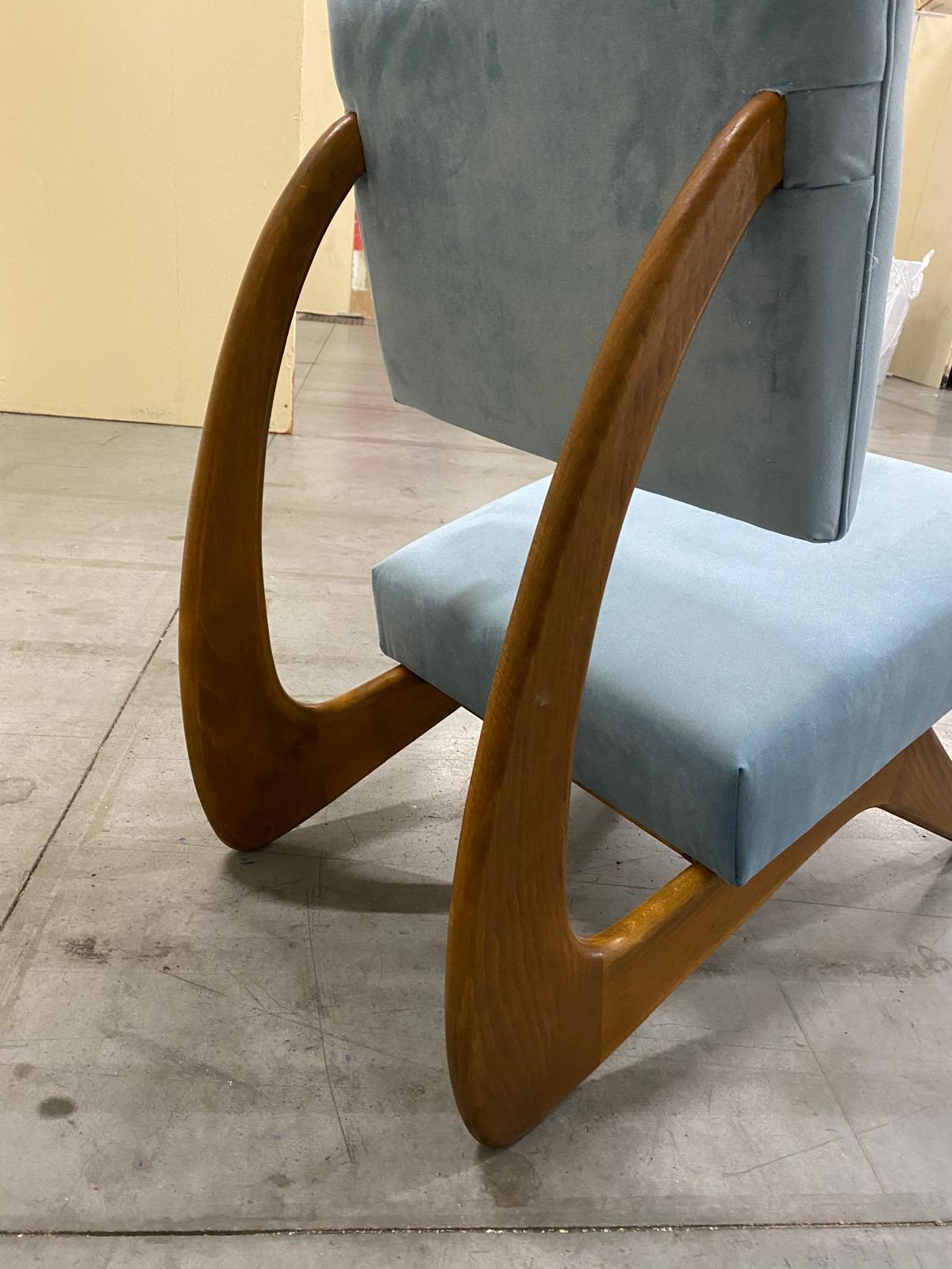 Italian Contemporary Adrian Persal Style Light Blue Velvet and Wood Armachair In New Condition For Sale In Scandicci, Florence
