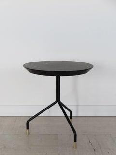 Table basse ronde contemporaine italienne en marbre noir New Design Capperidicasa
