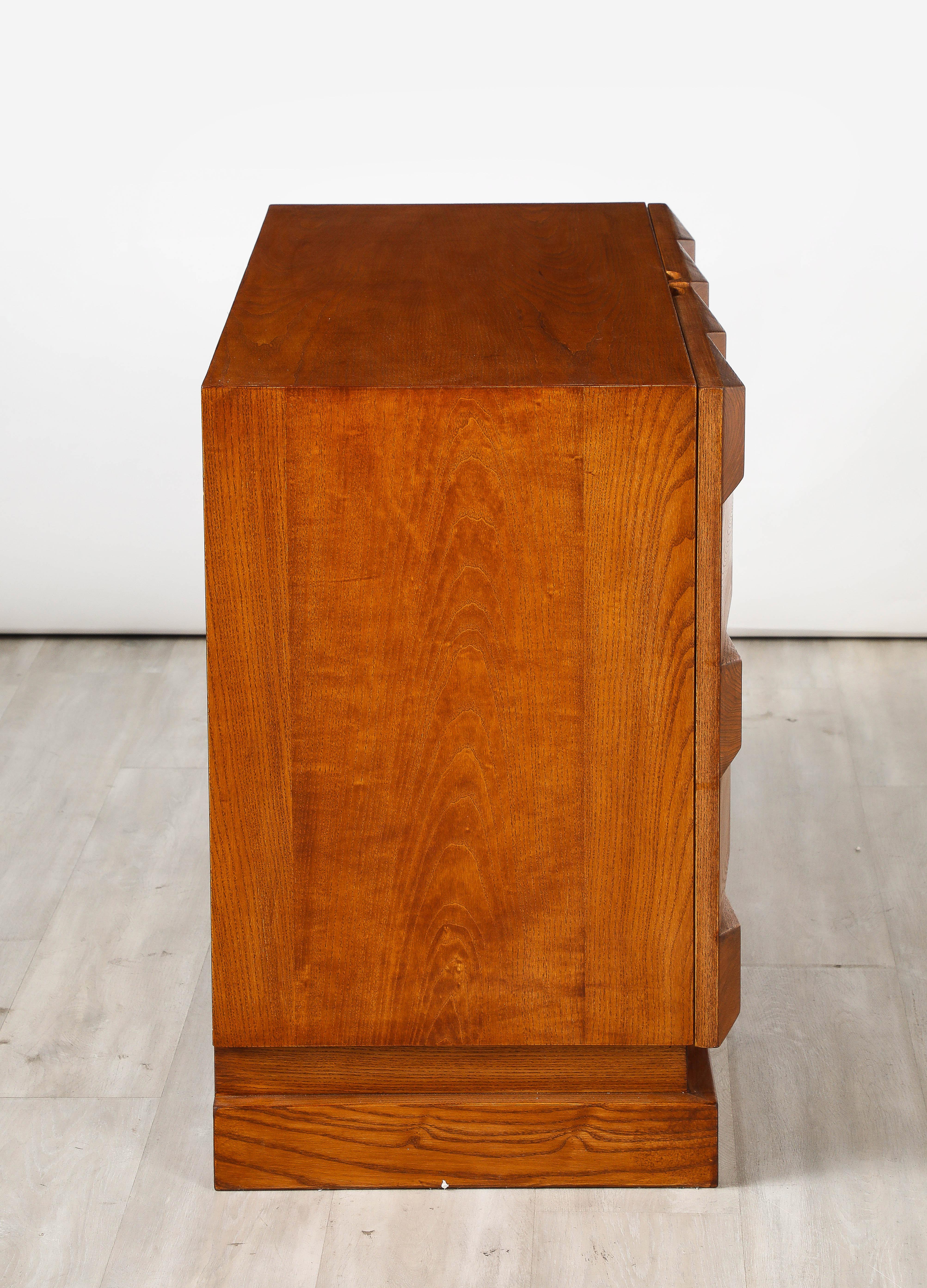 Italian Contemporary Carved Oak Two-Door Cabinet  For Sale 6