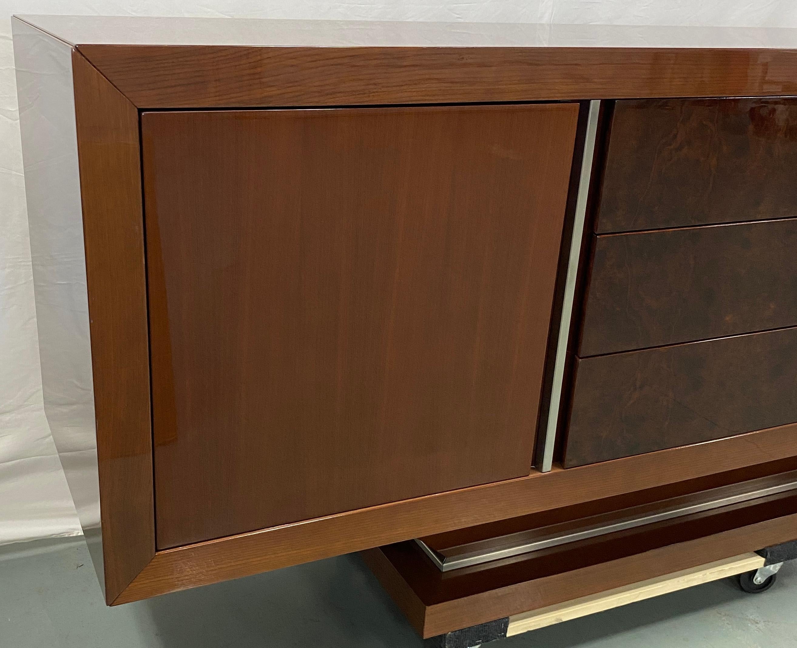 Credenza italiana contemporanea, credenza moderna di Nicole Miller in vendita 4