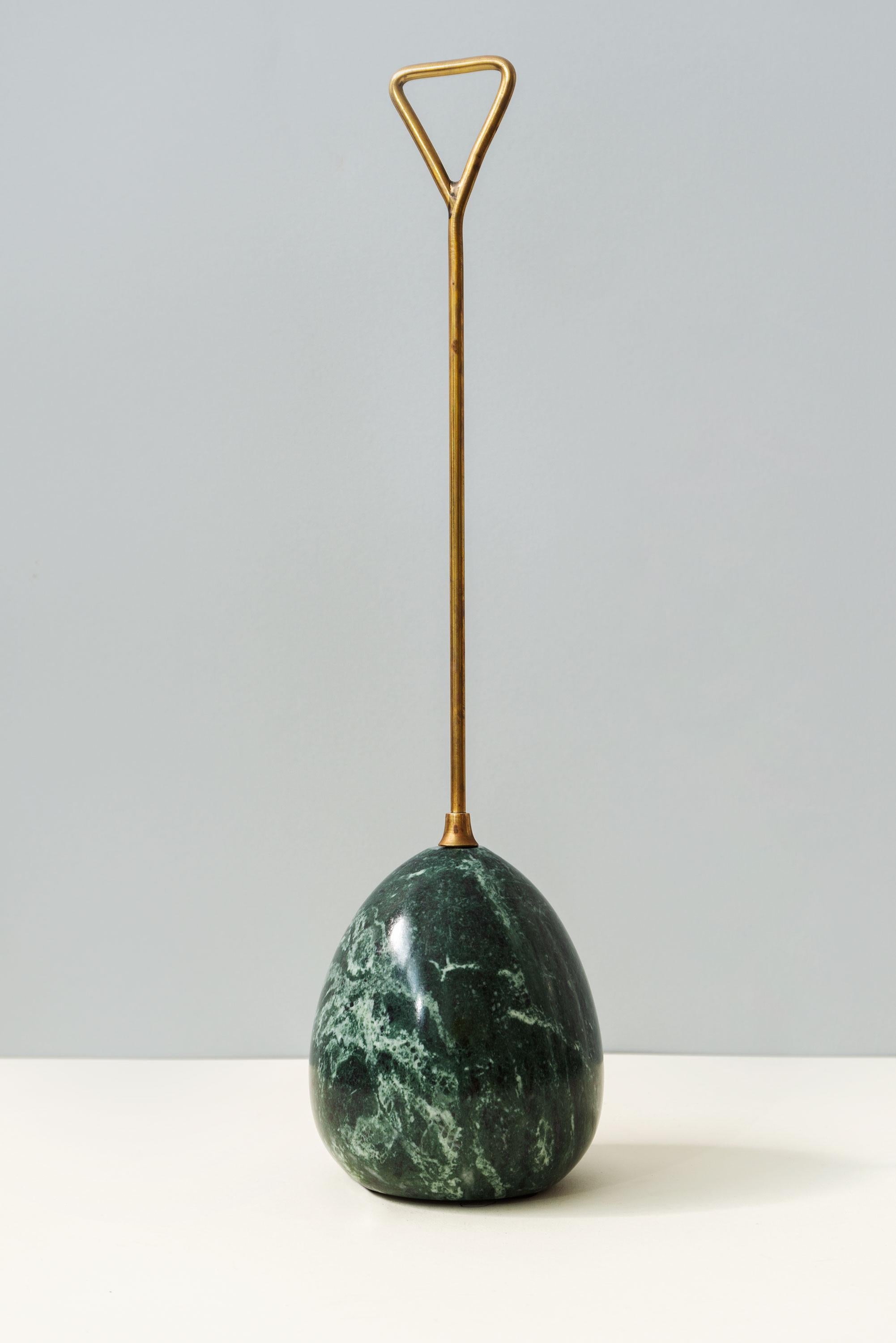 Italian Contemporary decorative object in marble For Sale 3