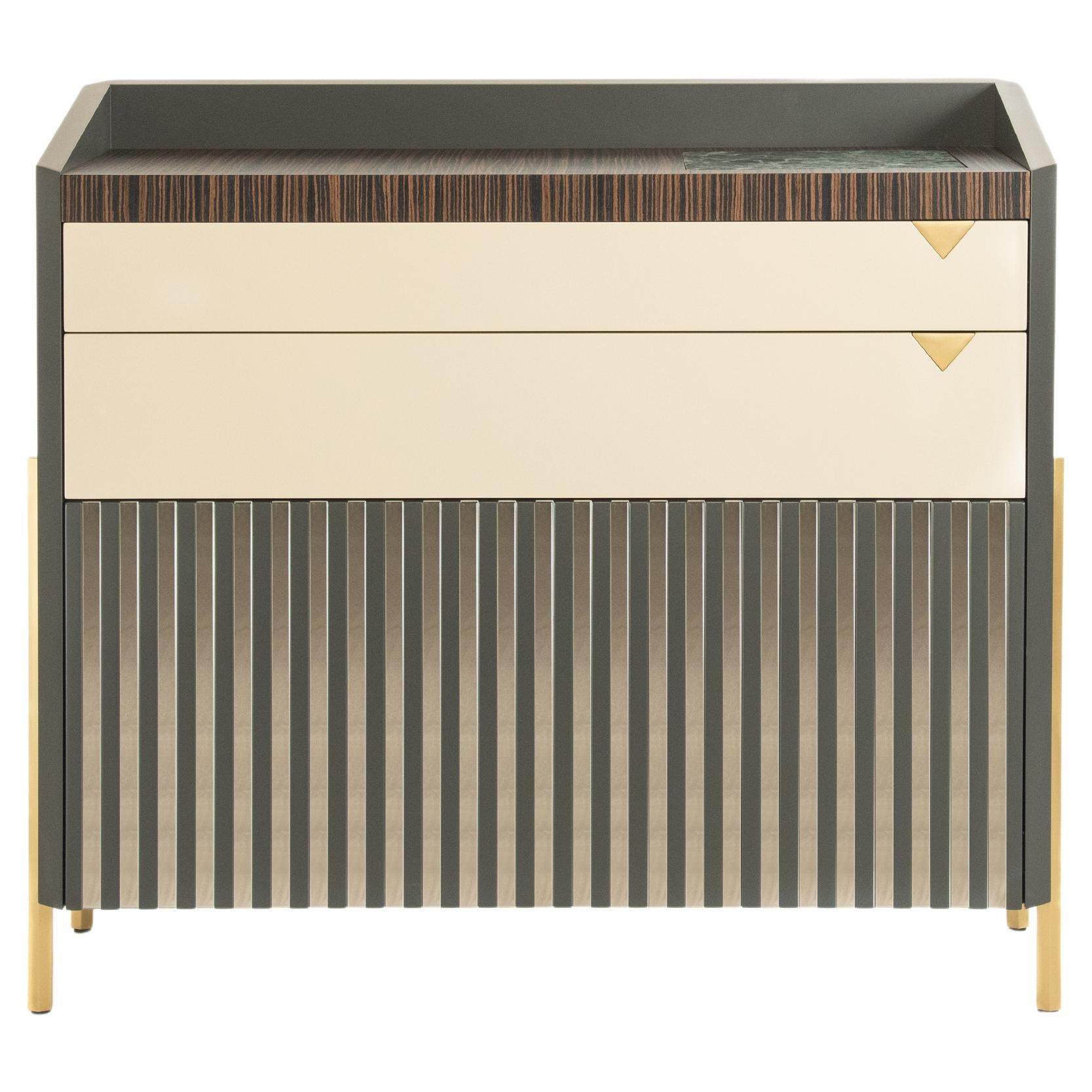 Armario Italiano de Diseño Contemporáneo, Tapa de Mármol, Pata de Latón, Hecho a Mano en Italia Siglo XXI y contemporáneo en venta