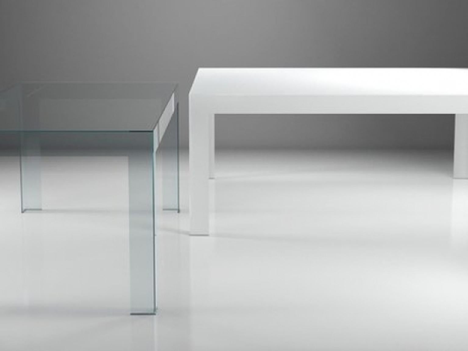Minimaliste Table de salle à manger en verre transparent au design contemporain italien 250 cm en vente