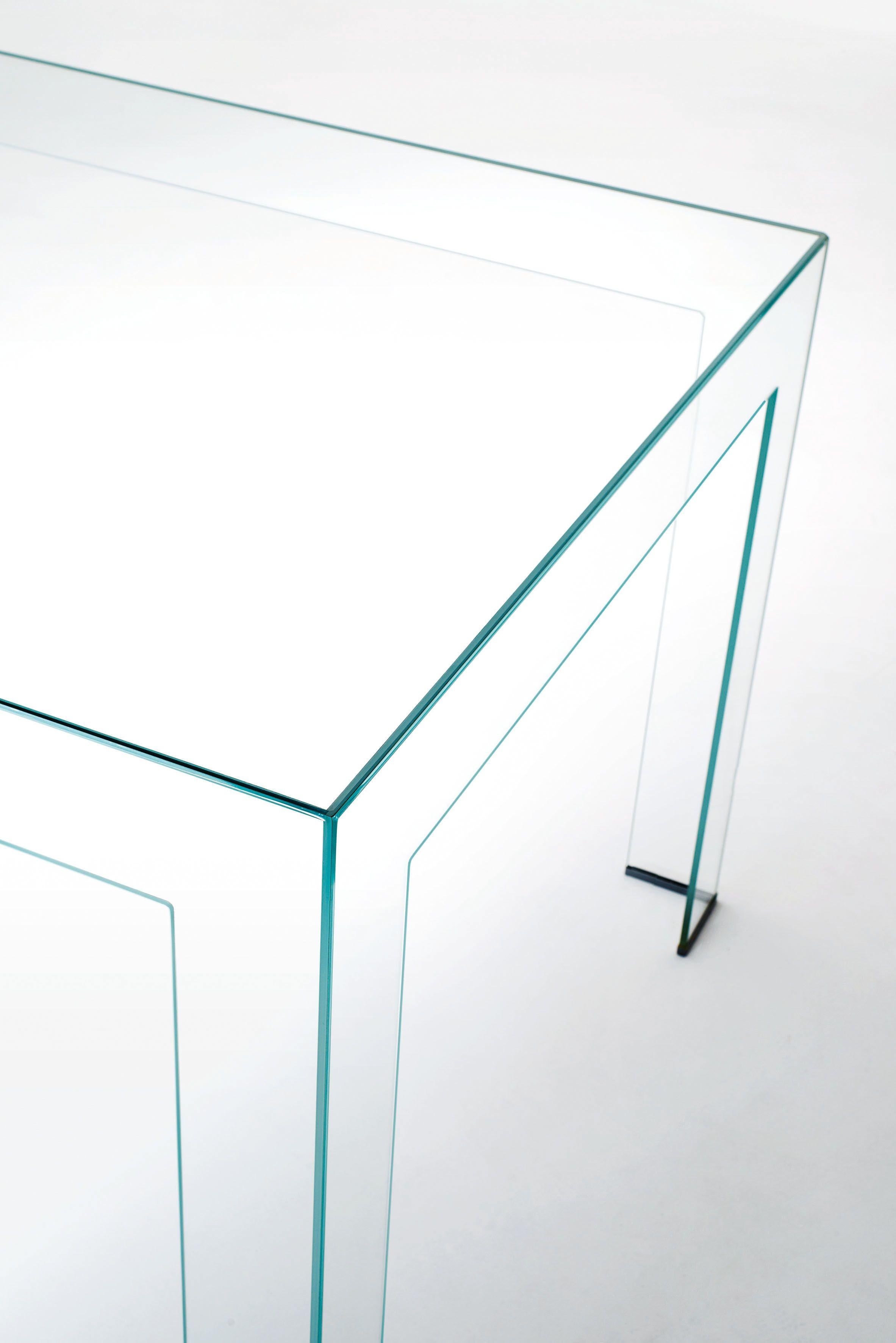 Table de salle à manger en verre transparent au design contemporain italien 250 cm Neuf - En vente à Brescia, IT