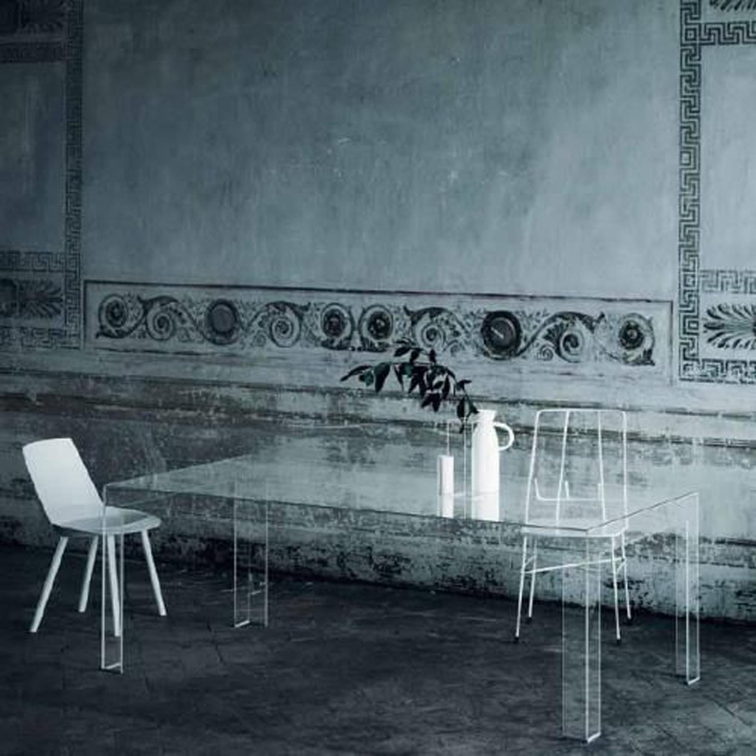 Verre Table de salle à manger italienne en verre transparent de design contemporain dans un style minimaliste en vente
