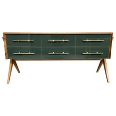 Comò italiano contemporaneo in vetro di Murano verde, ottone e legno