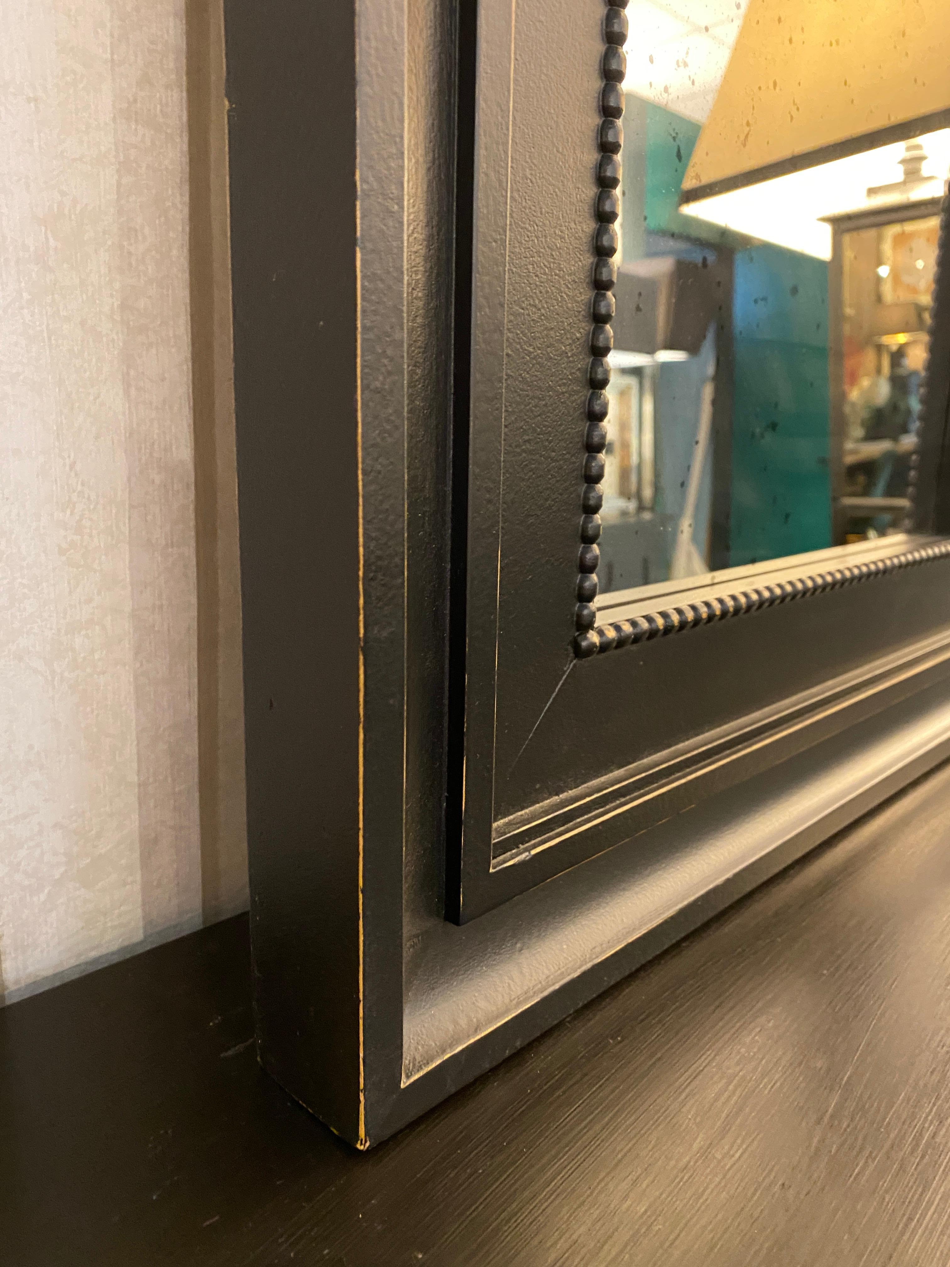 Italienischer Contemporary Hand geschnitzt Schwarz und Gold Spiegel mit Antiquities Glas im Zustand „Neu“ im Angebot in Scandicci, Florence