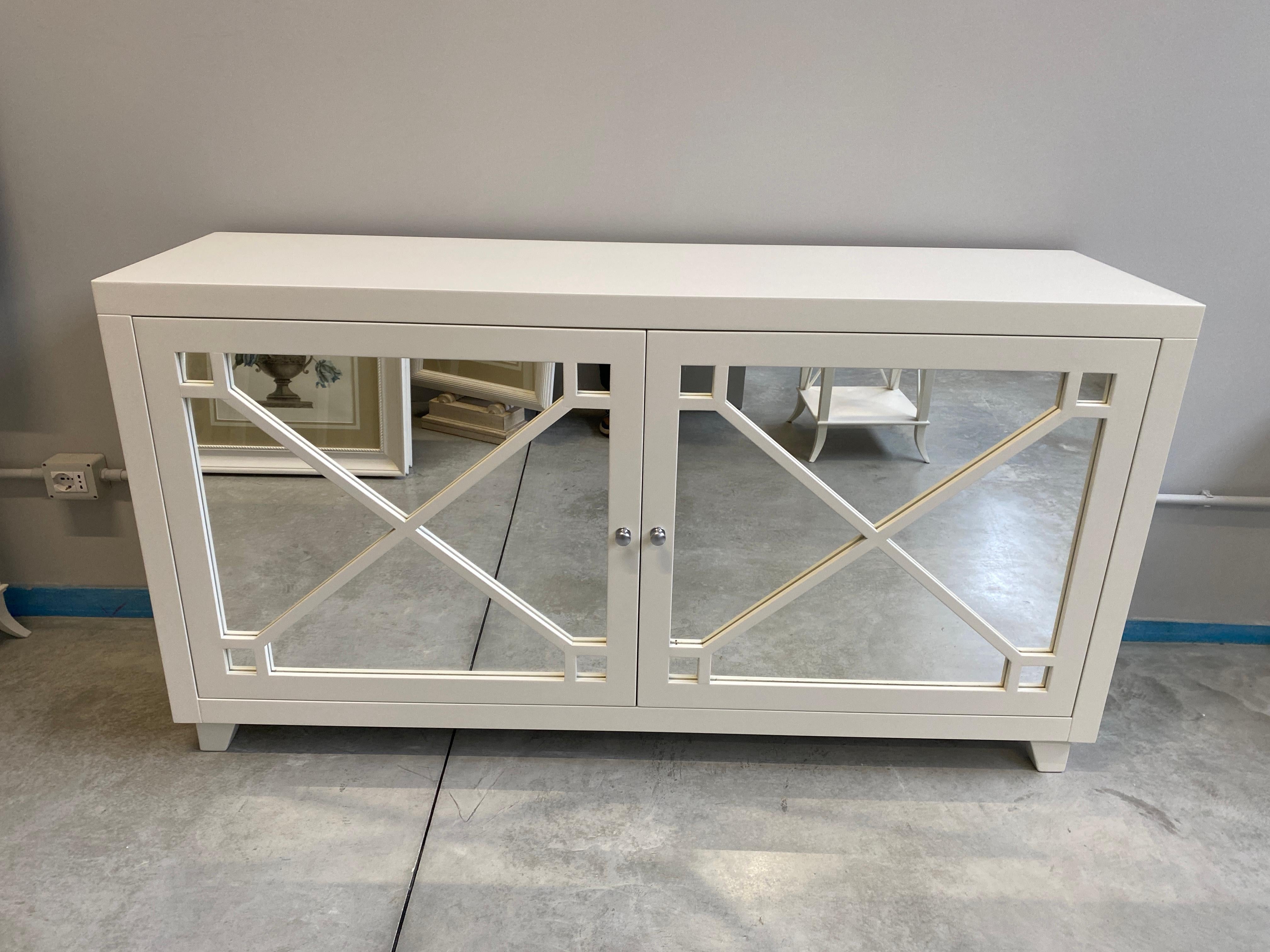 Modern Italian Contemporary Lacquered White Wood and Mirror Sideboard For Sale