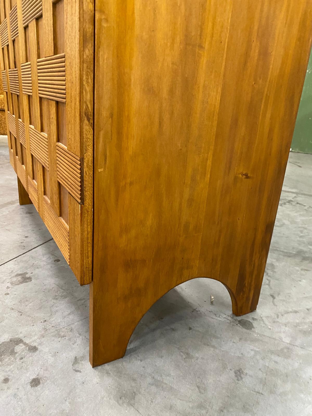 Armario Geométrico de Madera Estilo Paolo Buffa Contemporáneo Italiano de Mediados de Siglo en venta 5