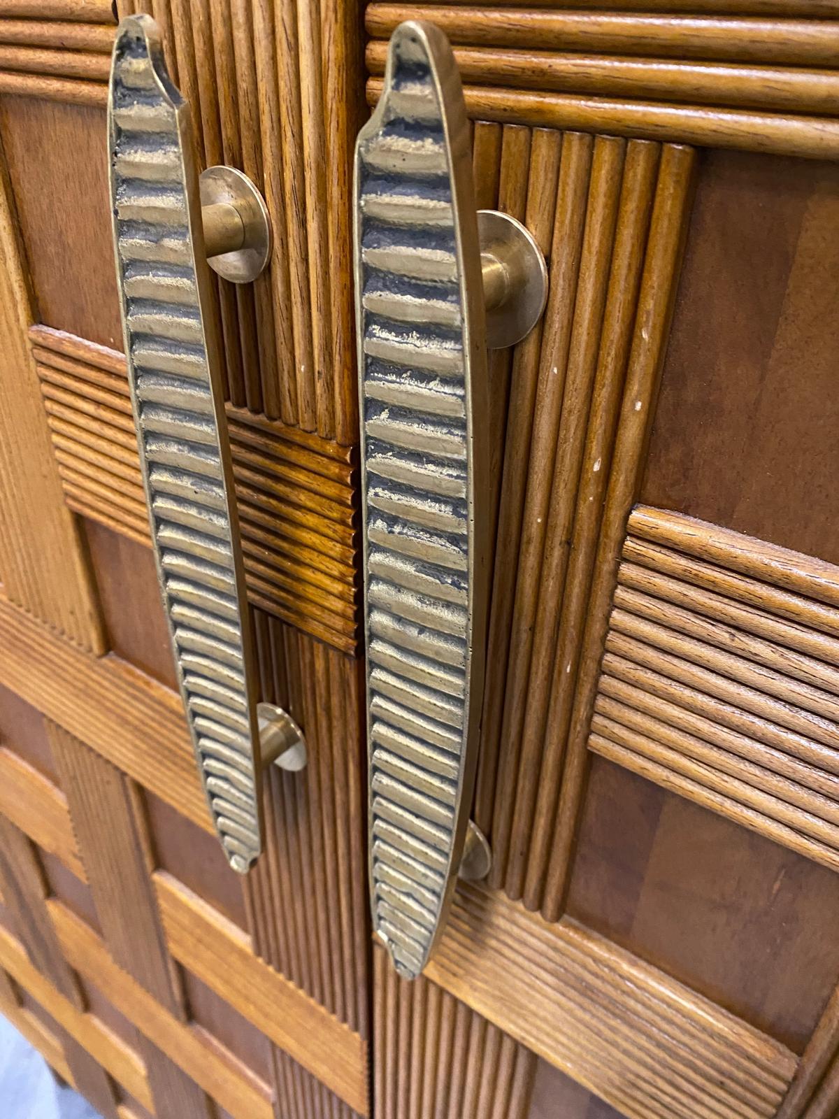 Armario Geométrico de Madera Estilo Paolo Buffa Contemporáneo Italiano de Mediados de Siglo en venta 7