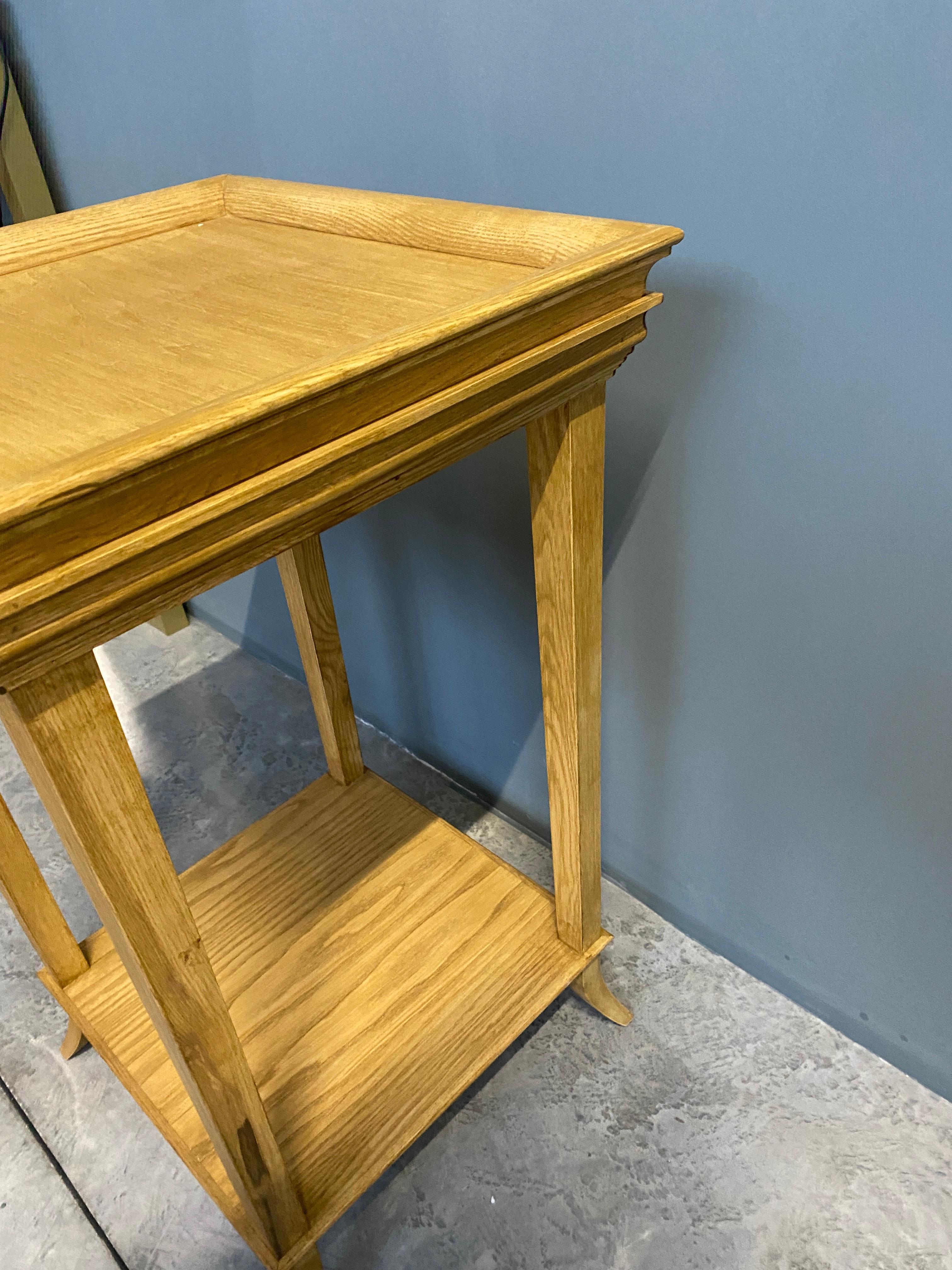 Contemporaneo italiano  Tavolino in legno Nature con finitura Wood in vendita 1