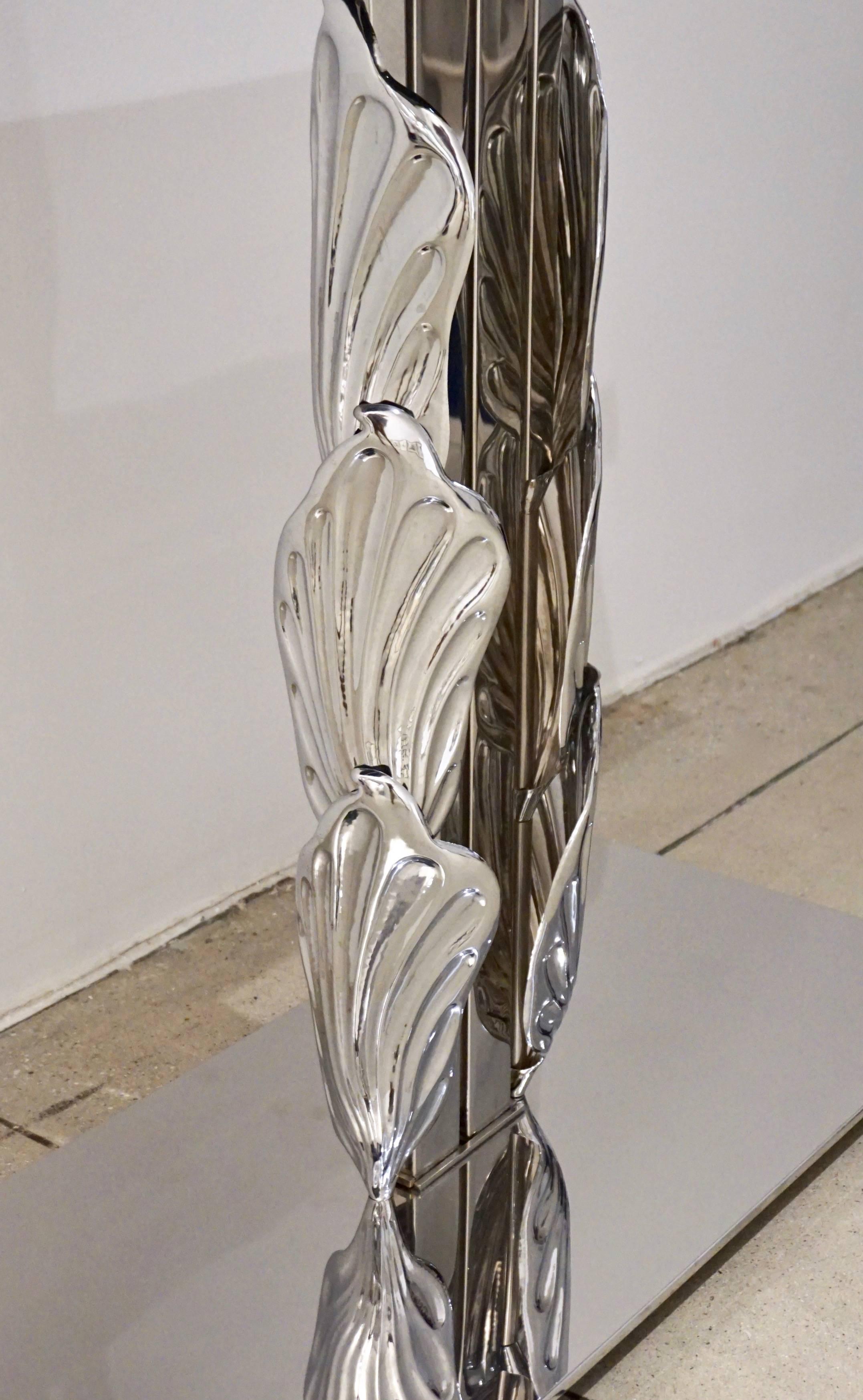 Italian Contemporary Polished Chrome and Black Glass Console with Shell Motif For Sale 3