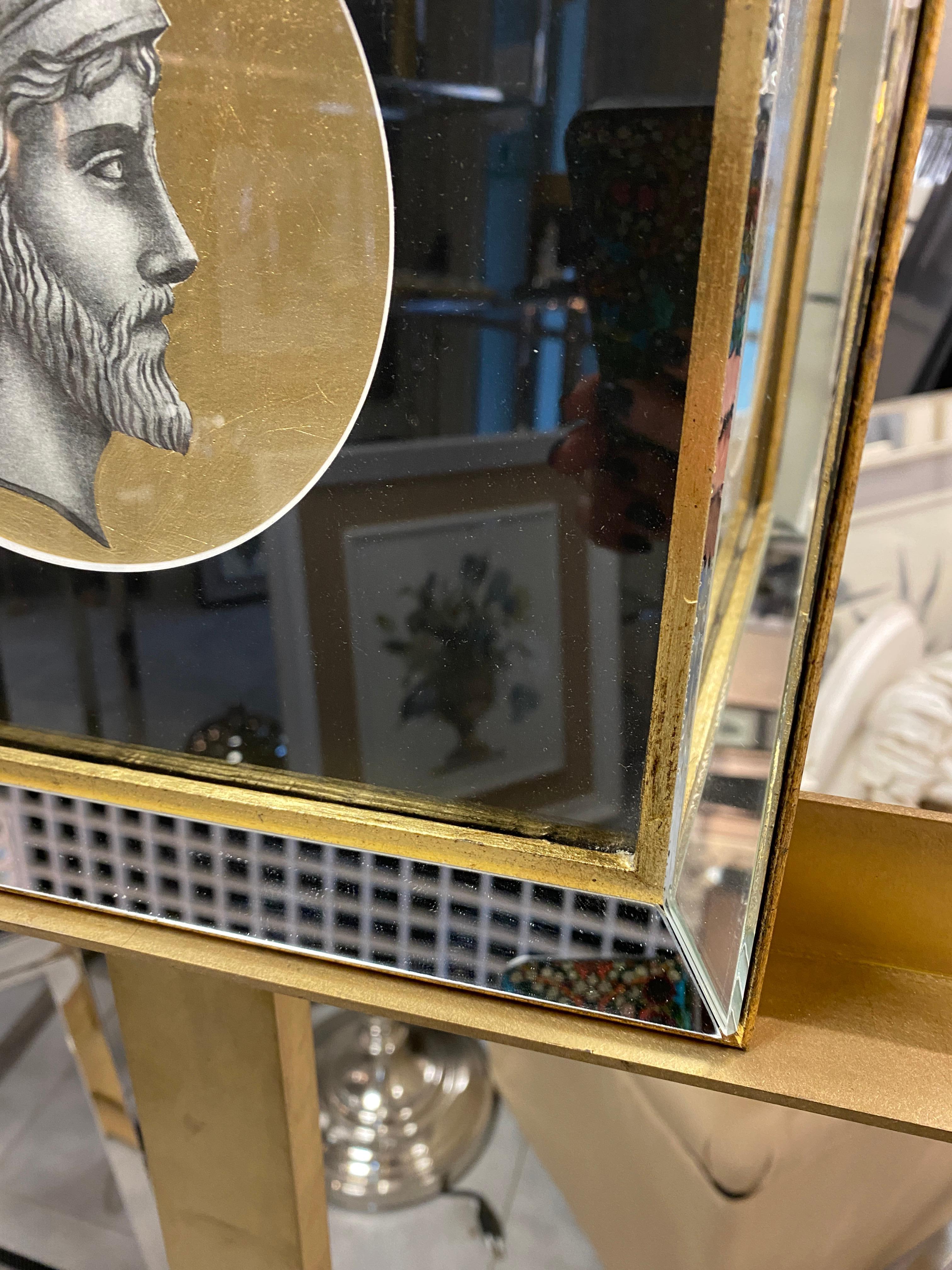 Italian Contemporary Print of Ancient Profile with Mirror and Gold Wood Frame  In New Condition For Sale In Scandicci, Florence