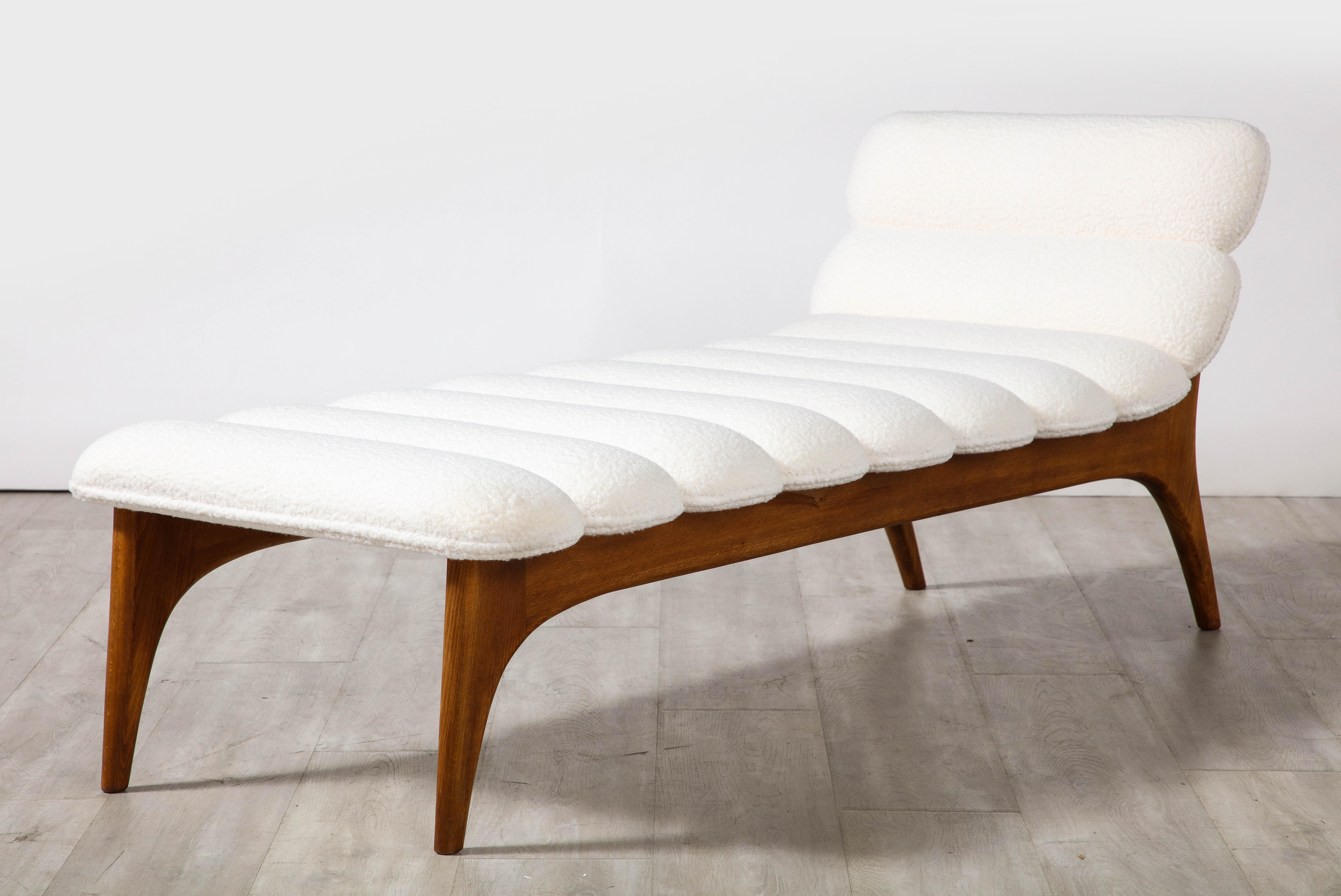 Italian Contemporary Walnut and Channel Tufted Chaise Longue or Daybed 3