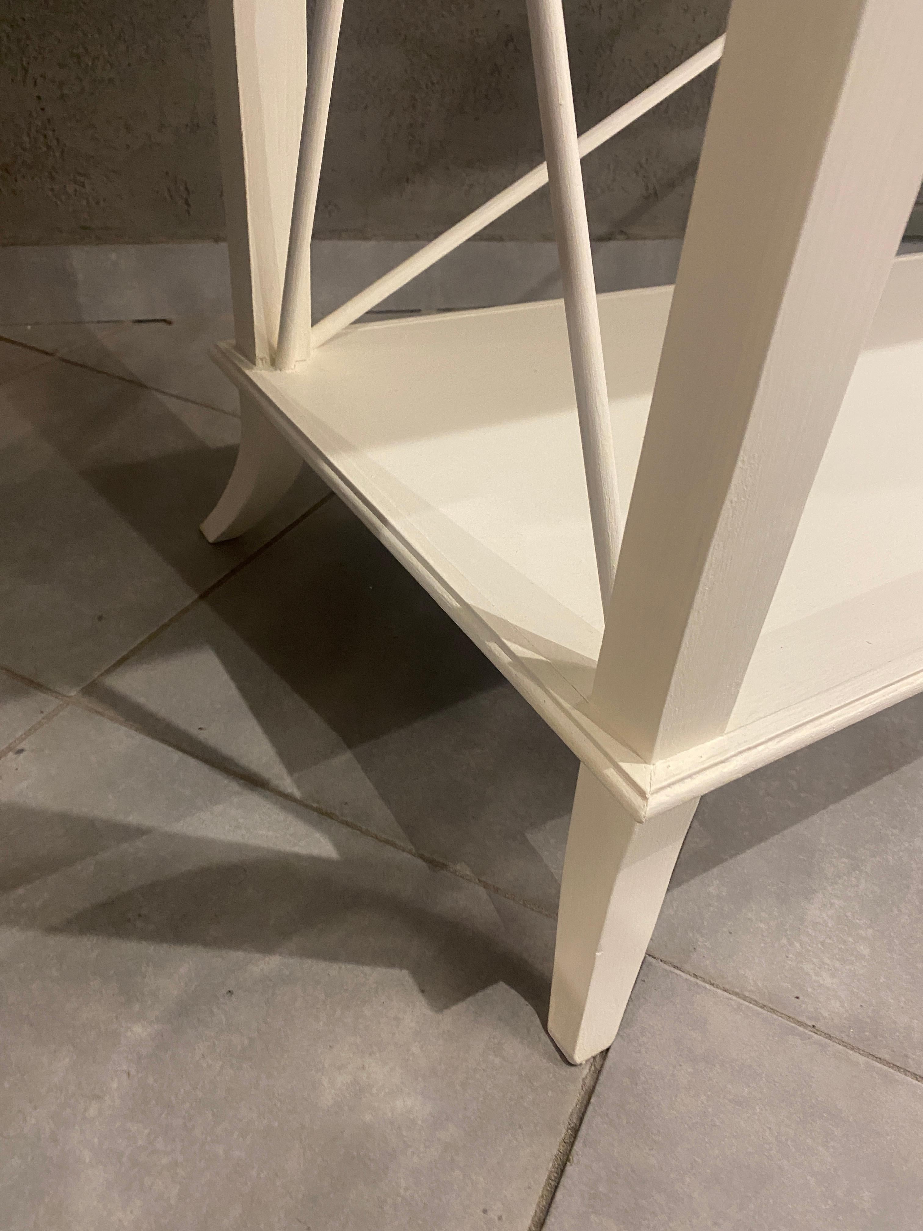 Italienisch Contemporary  Weiß lackierter Consolle-Tisch aus Holz mit Holzoberflächen im Angebot 4