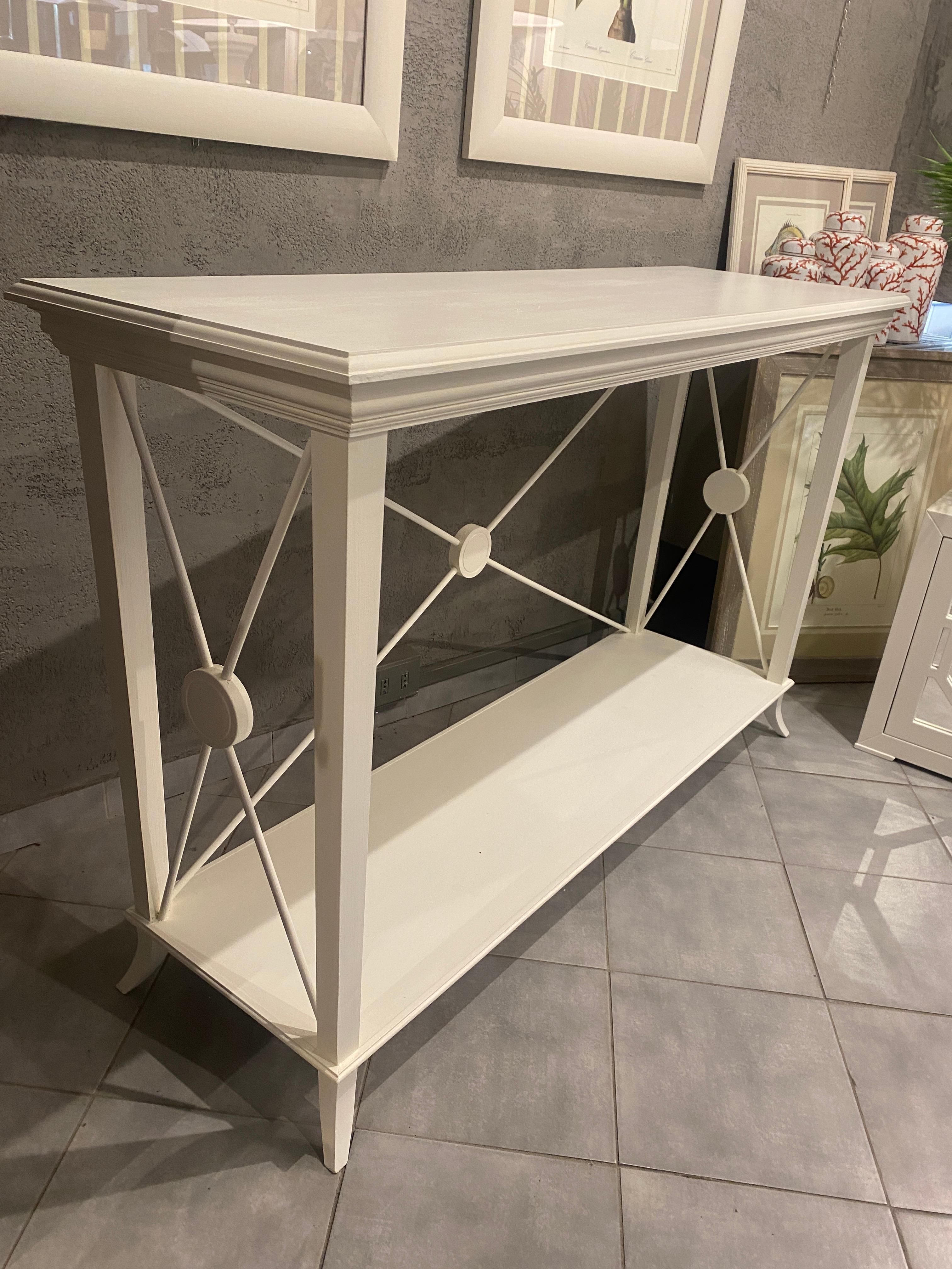 Italian Contemporary  White Lacquered Wood Consolle Table with Wood Finishes In New Condition For Sale In Scandicci, Florence