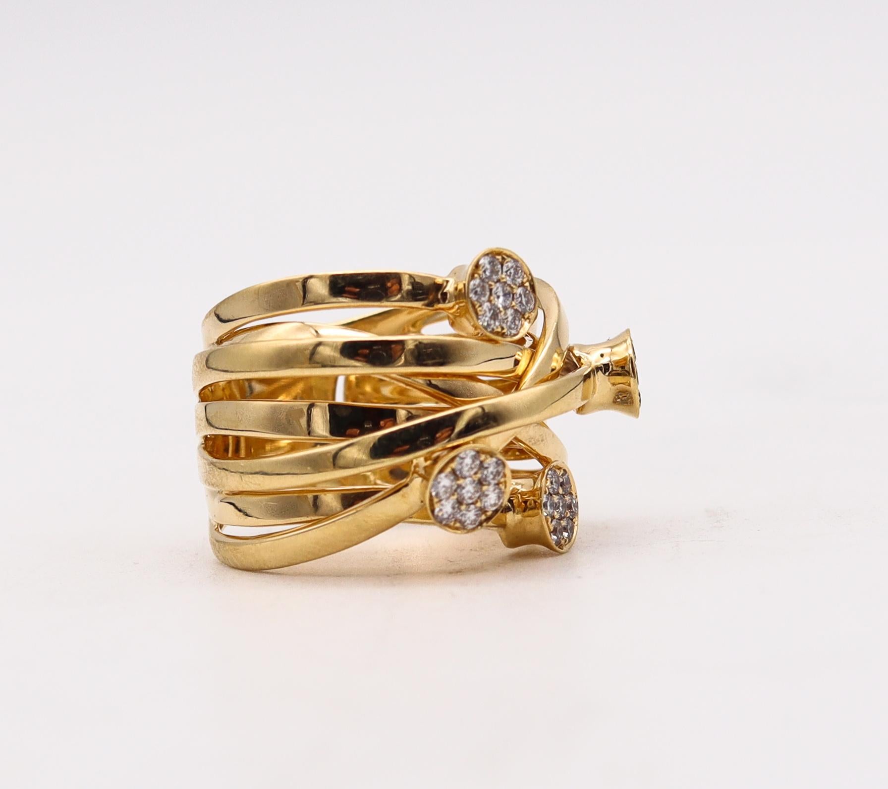 Taille brillant Bague italienne contemporaine câblée en or massif 18 carats avec diamants VS