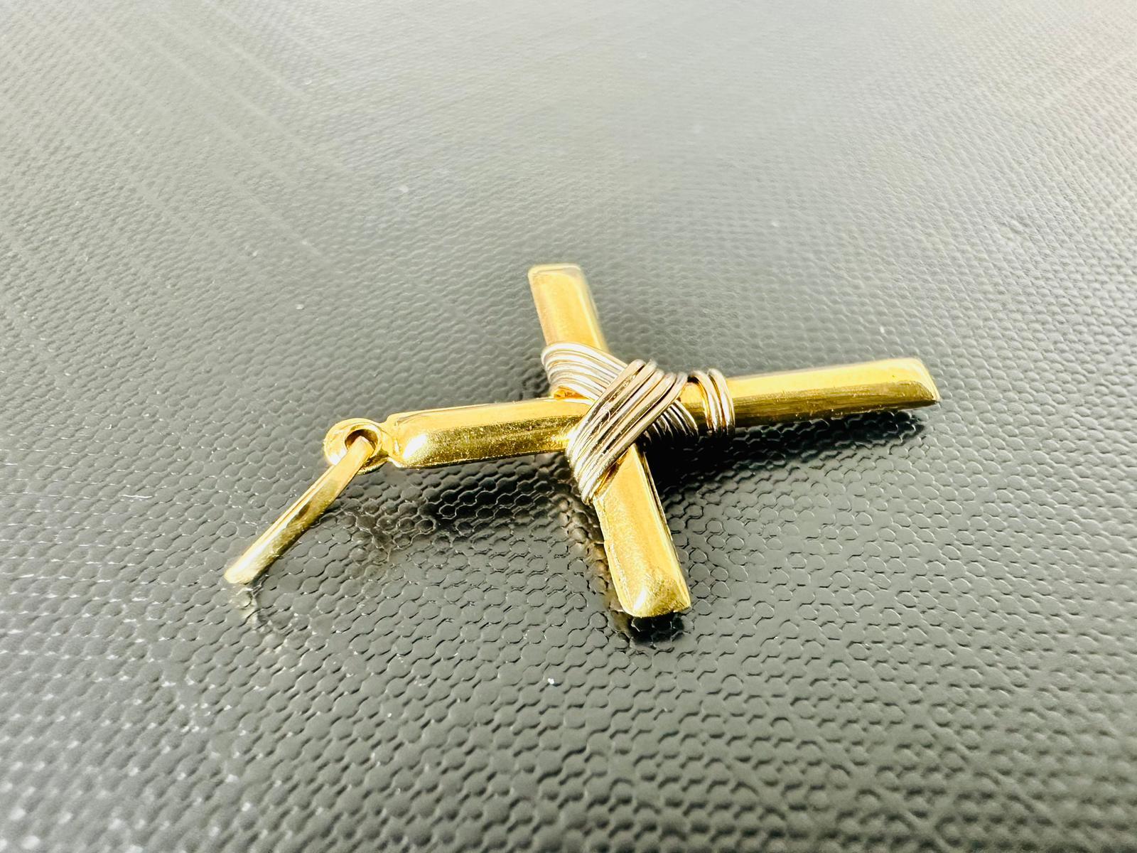 Women's or Men's Italian Contemporary Yellow Gold Cross Fennell Style