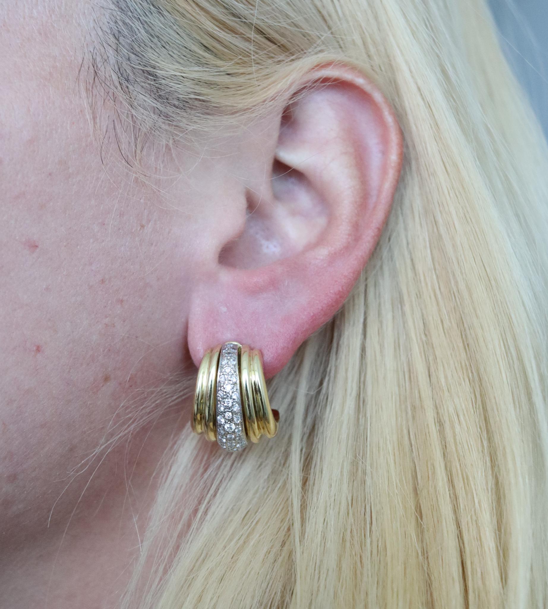 Umwandelbare italienische Ohrringe aus 18 Karat Gelb- und Weißgold mit 2,05 Karat Diamanten im Angebot 1