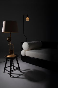 Italian convertible sofa of Gavina manufacture in white bouclé, label