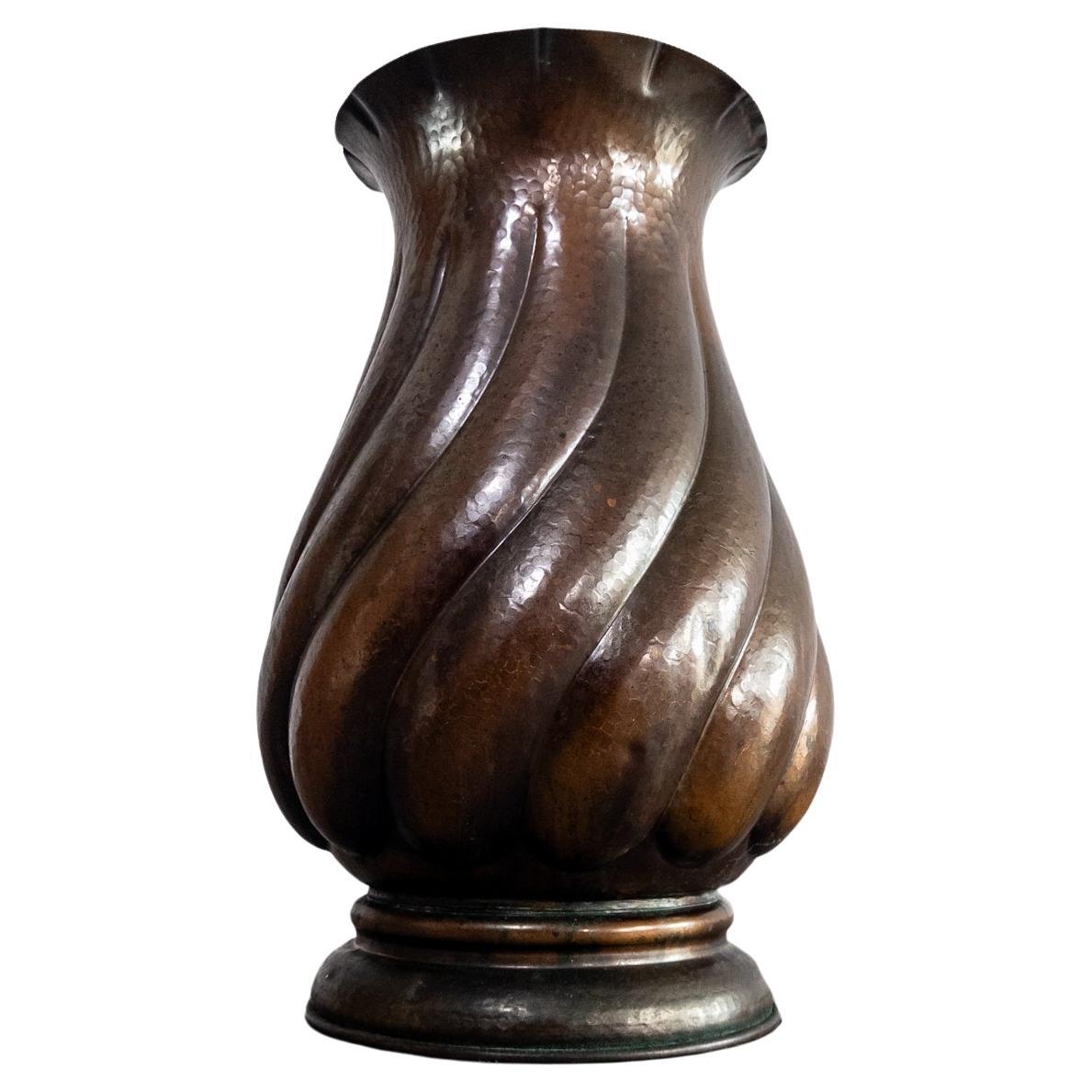 Vaso ad anfora italiano in rame, anni '40-'50 in vendita