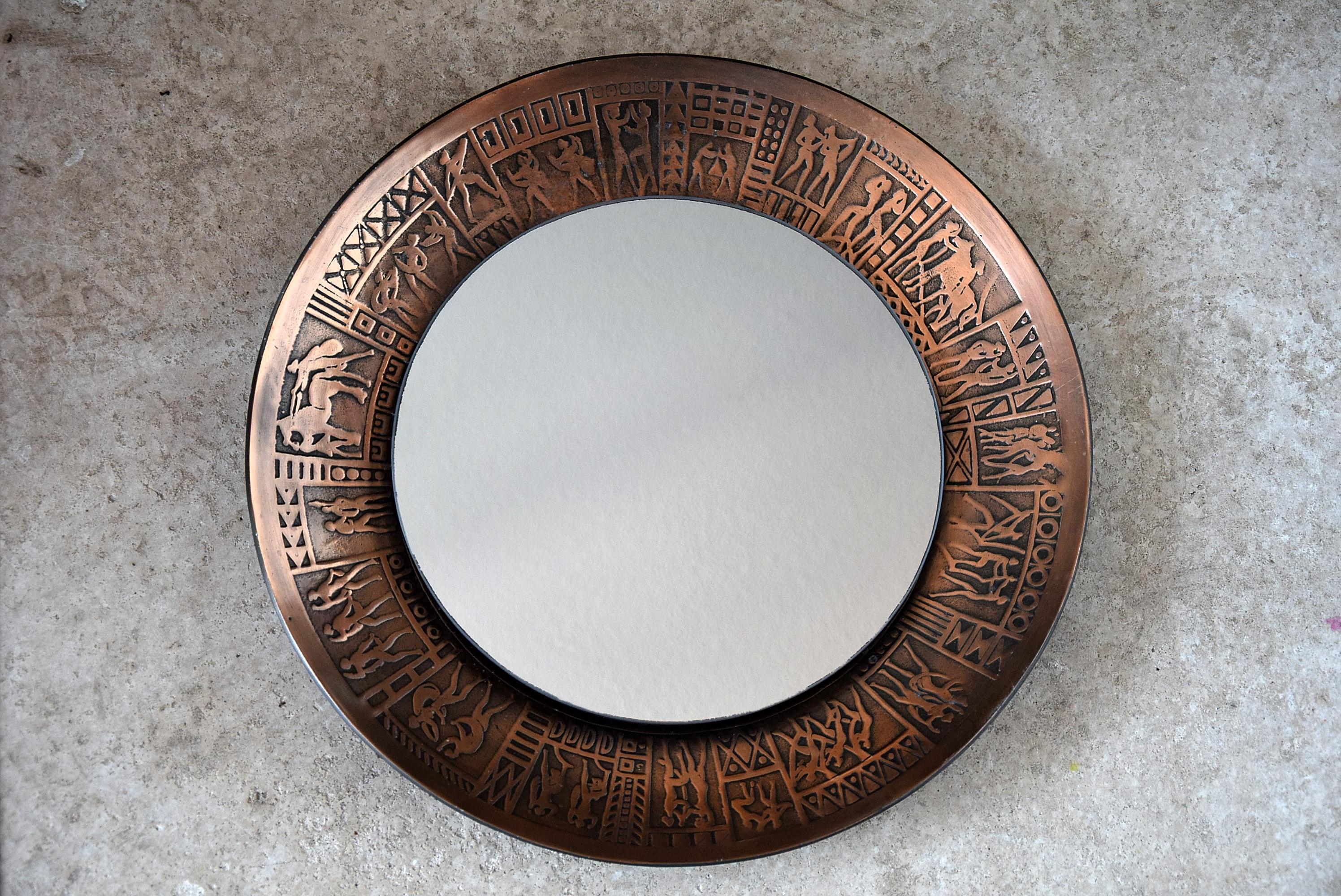 Italian Copper Mid-Century Modern Round Wall Mirror by M.Furgeri In Good Condition For Sale In Weesp, NL