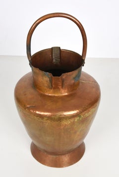 Italian Copper Vase ​​with Double Spouts and a Single Handle, Tuscany, 1930s