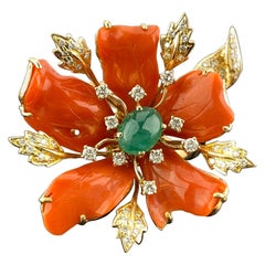Anillo de Cóctel Italiano Coral Floral de Oro de 18 Kilates