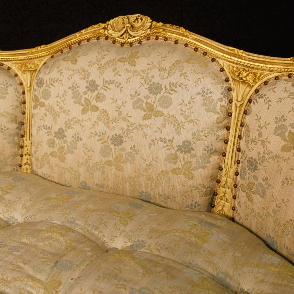 Italian Corbeille Sofa in Lacquered Wood with Floral Fabric from 20th Century 8